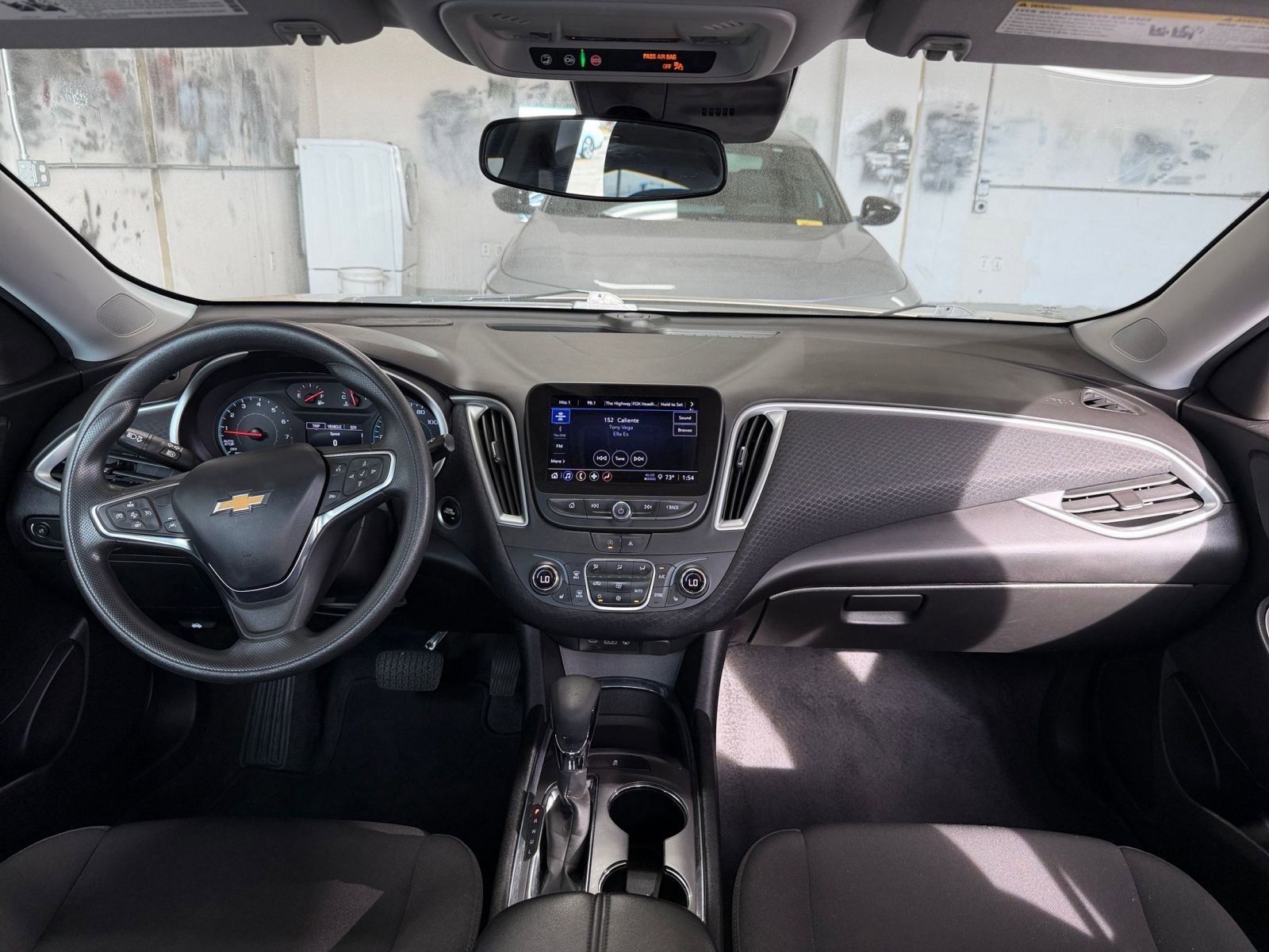 Thumbnail: 2023 Chevrolet Malibu - 33