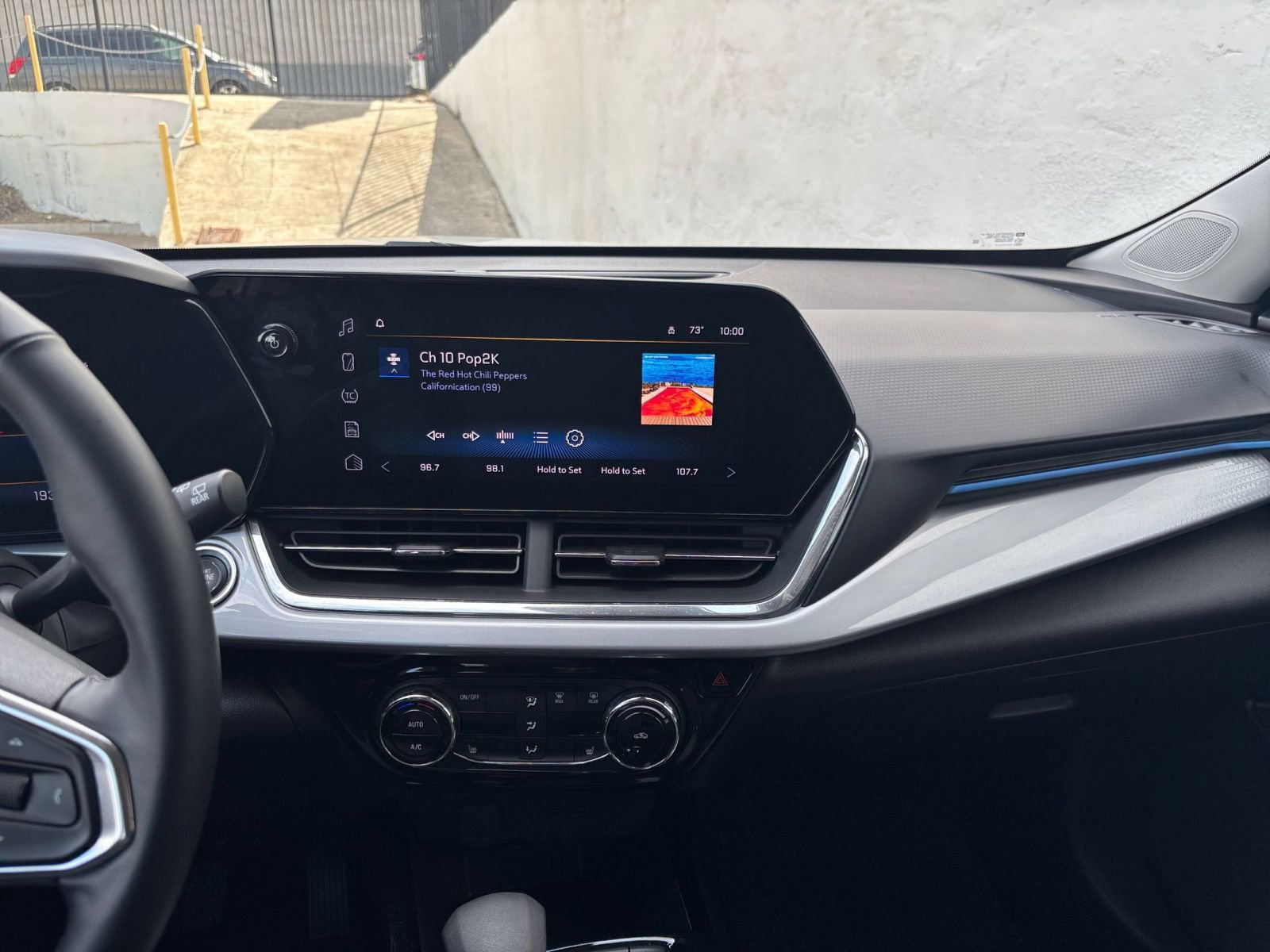 Thumbnail: 2025 Chevrolet Trax - 17
