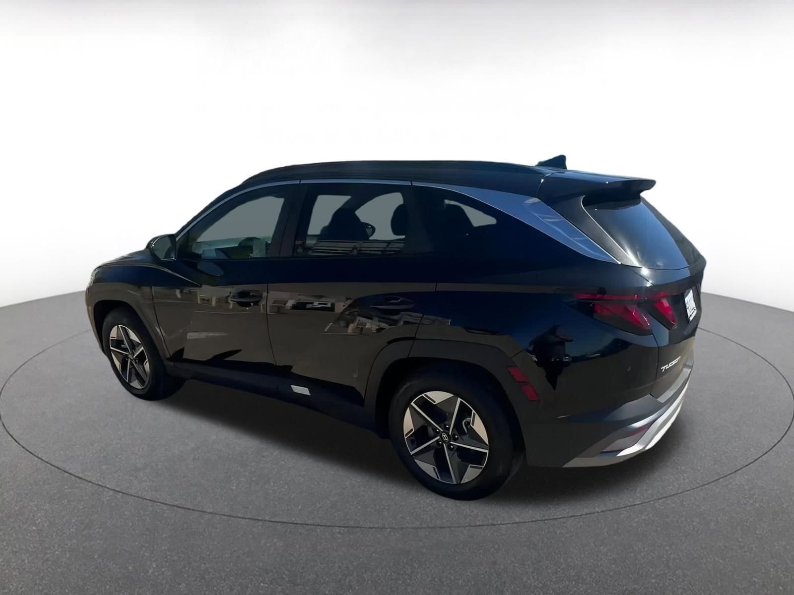 Thumbnail: 2025 Hyundai Tucson - 10