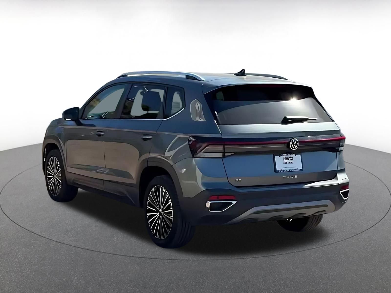 Thumbnail: 2025 Volkswagen Taos - 11