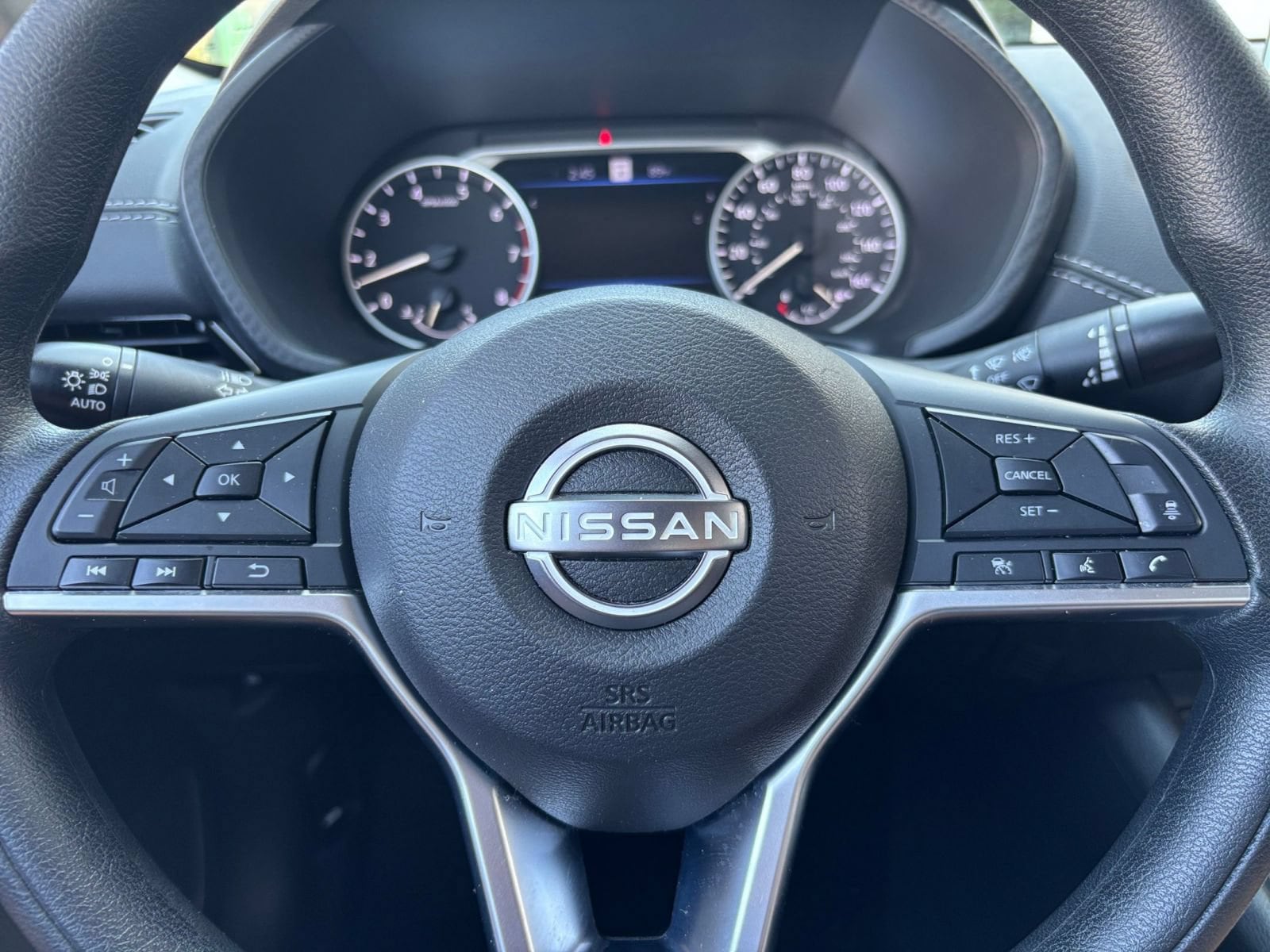 Thumbnail: 2025 Nissan Sentra - 25
