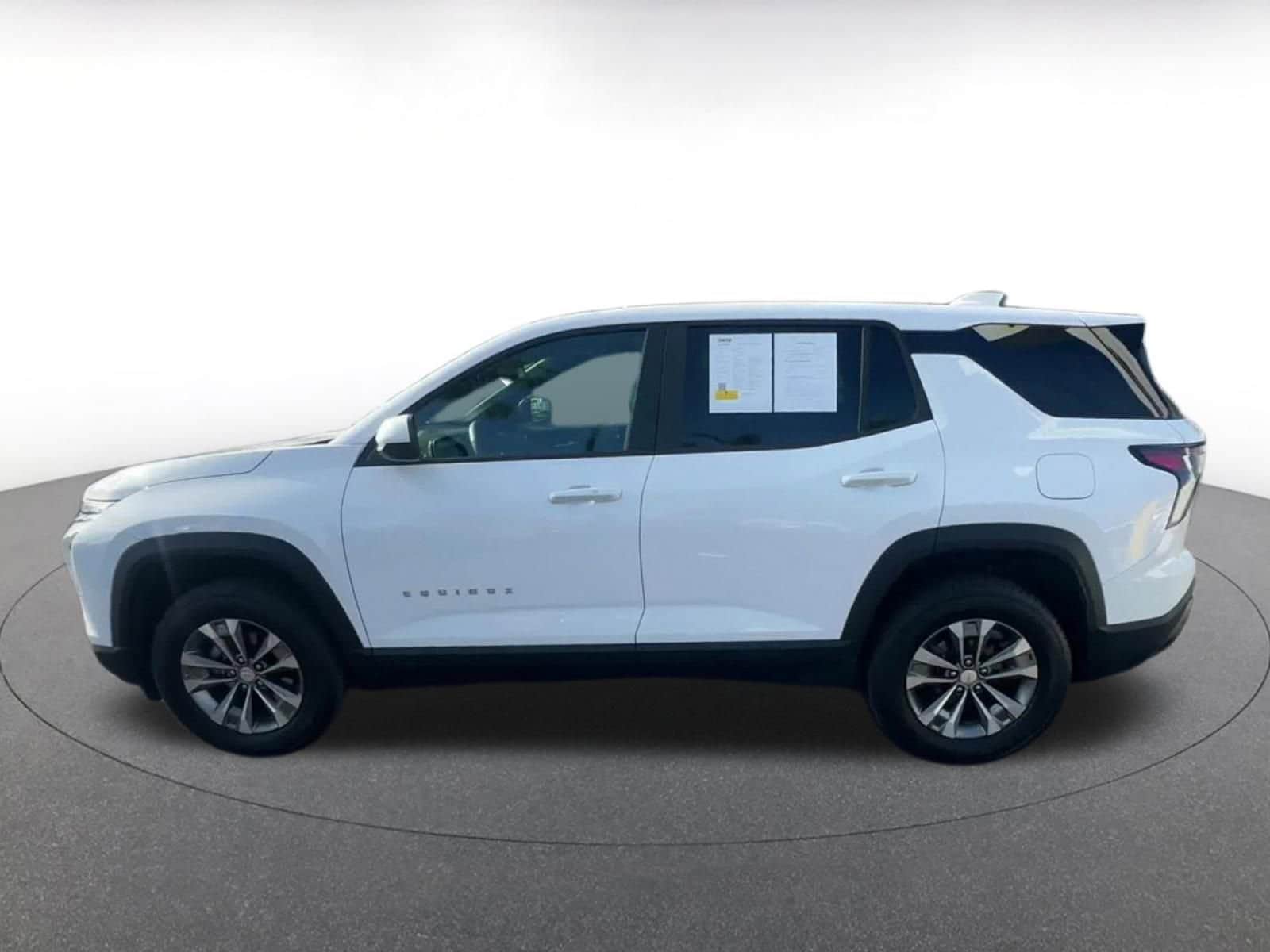 Thumbnail: 2025 Chevrolet Equinox - 9