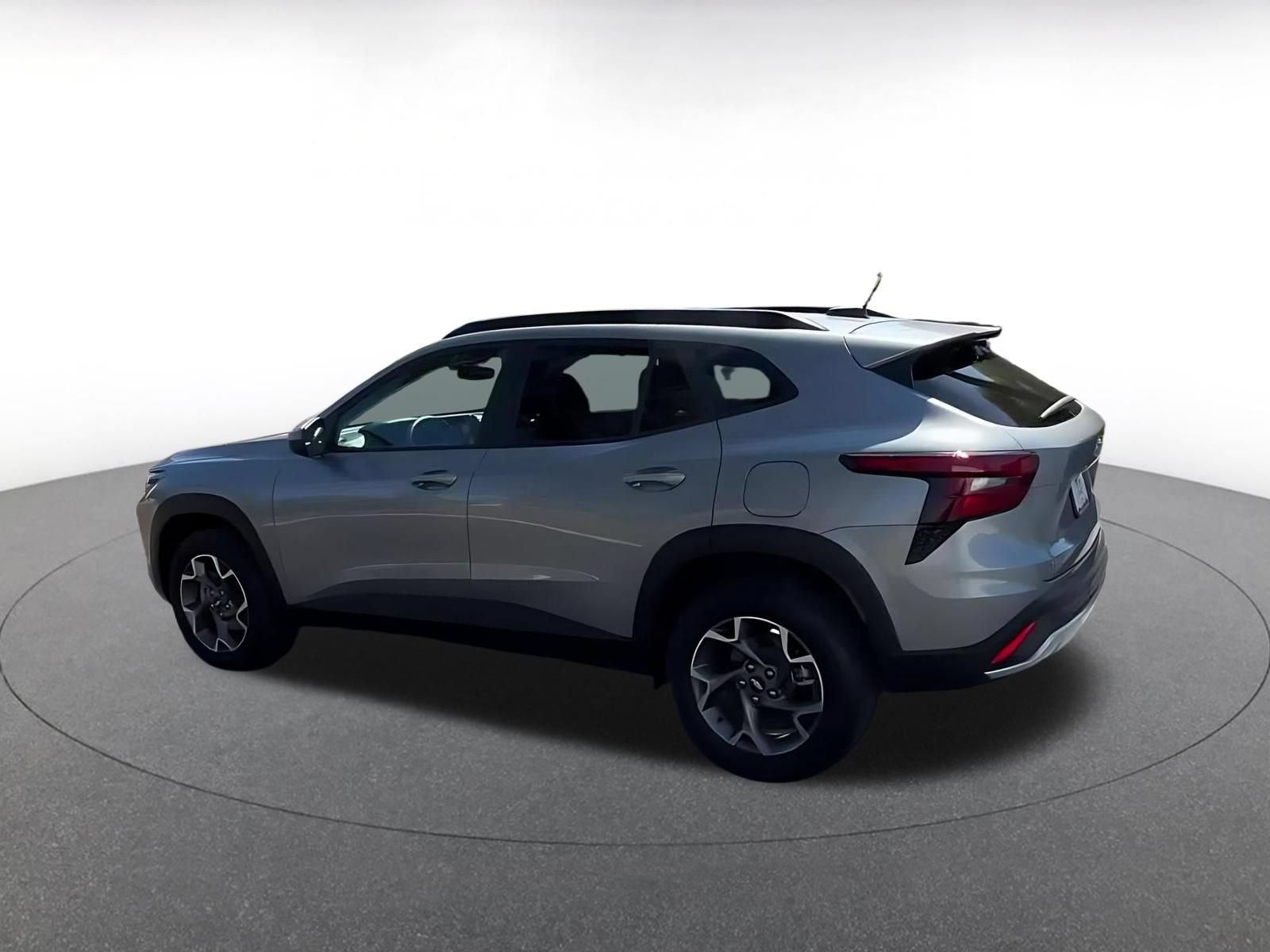 Thumbnail: 2025 Chevrolet Trax - 10