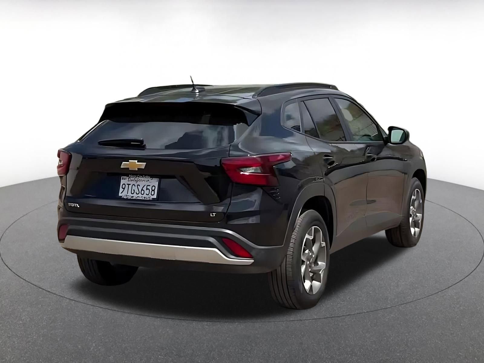 Thumbnail: 2025 Chevrolet Trax - 14