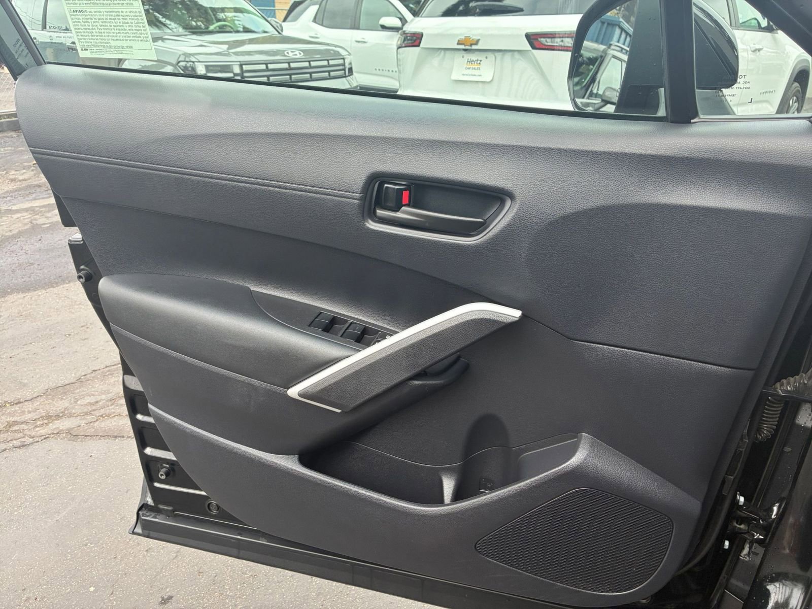 Thumbnail: 2025 Toyota Corolla Cross - 18