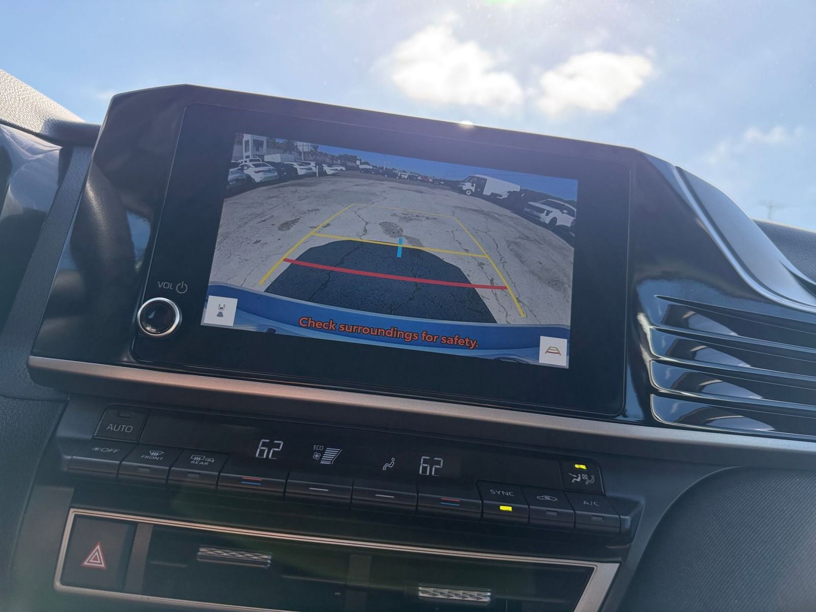 Thumbnail: 2025 Toyota Camry - 17