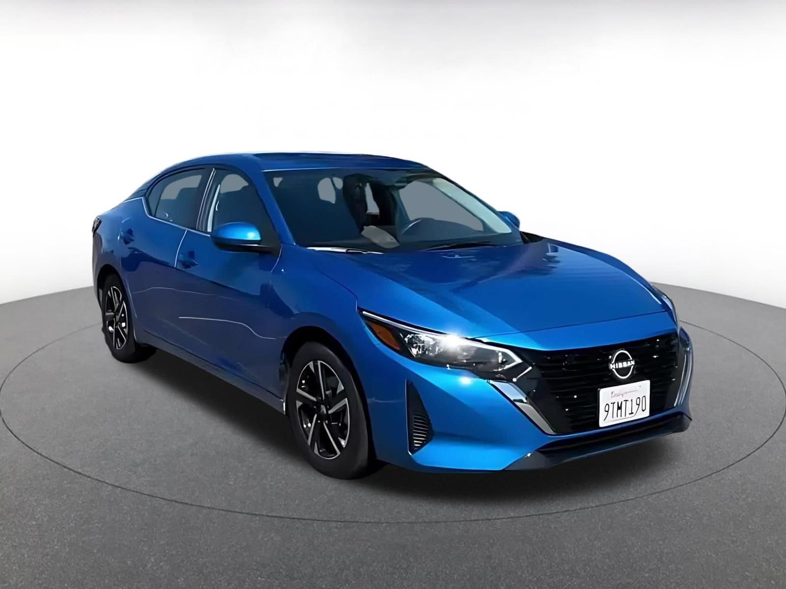 Thumbnail: 2025 Nissan Sentra - 3
