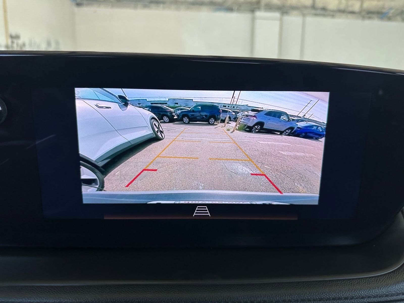 Thumbnail: 2025 Buick Encore GX - 17