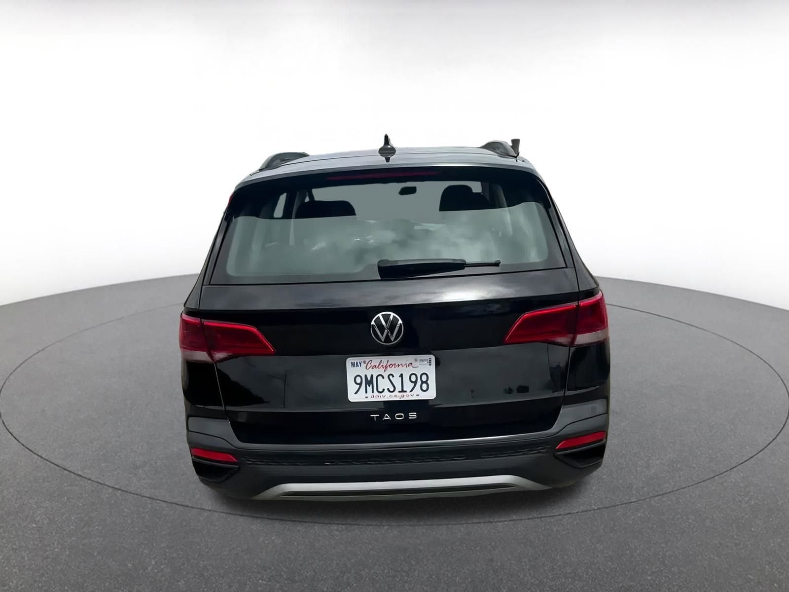 Thumbnail: 2024 Volkswagen Taos - 12