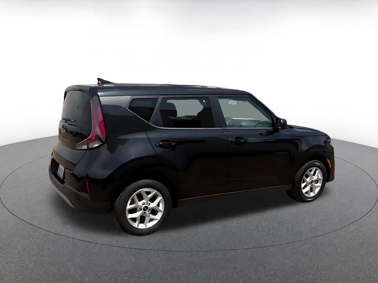 Thumbnail: 2025 Kia Soul - 14
