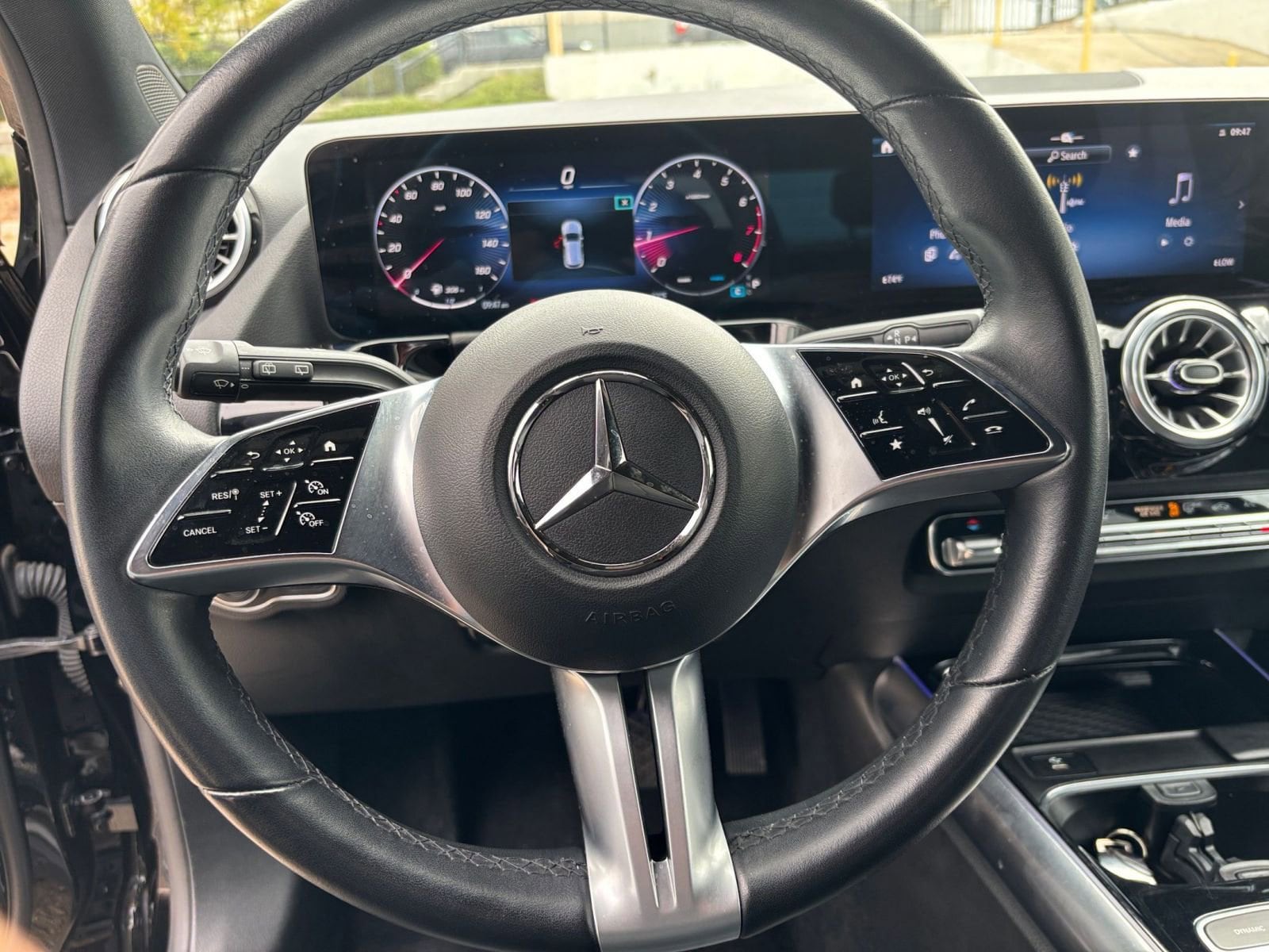 Thumbnail: 2025 Mercedes-Benz GLA - 29