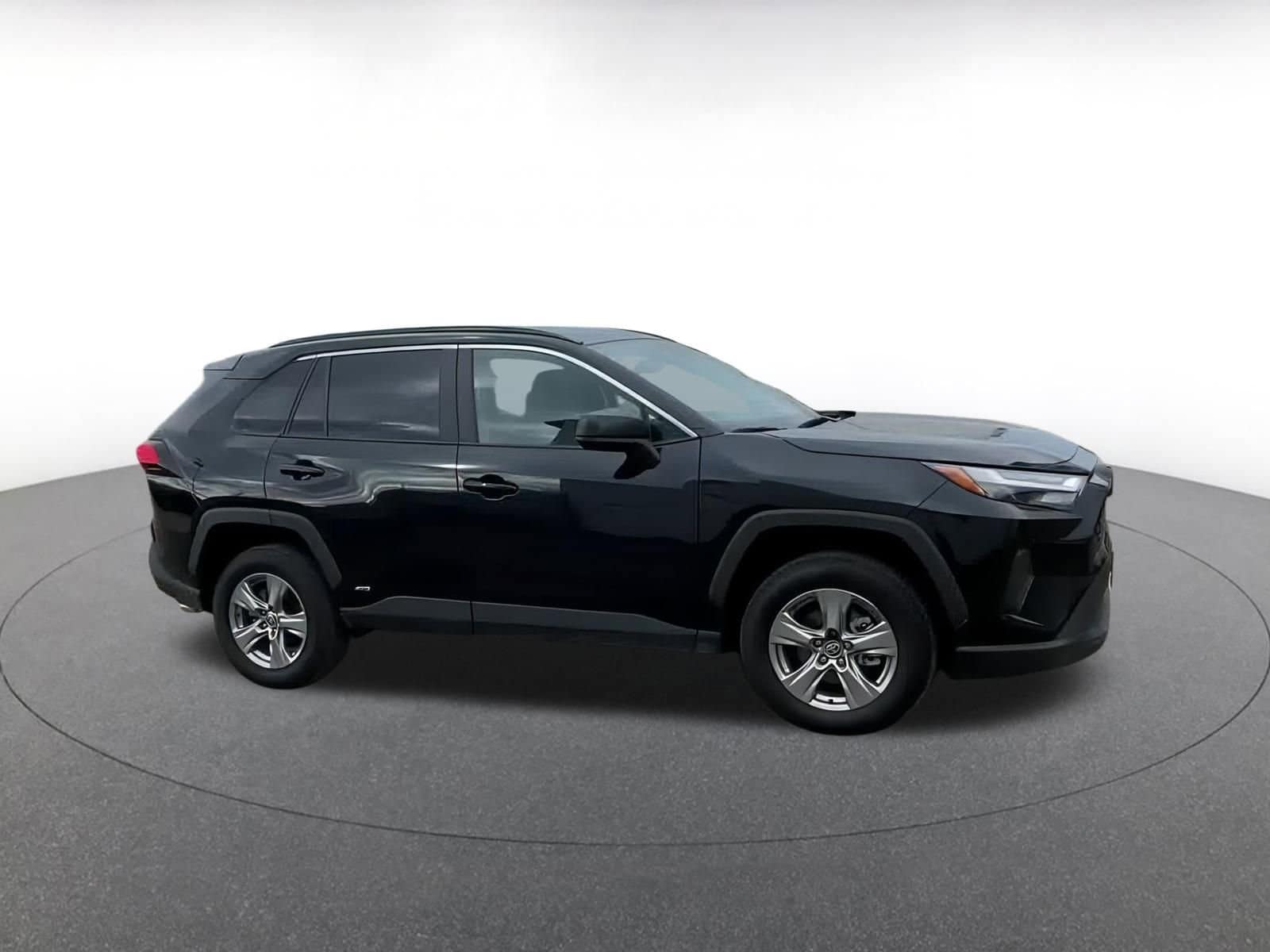 Thumbnail: 2025 Toyota RAV4 - 2