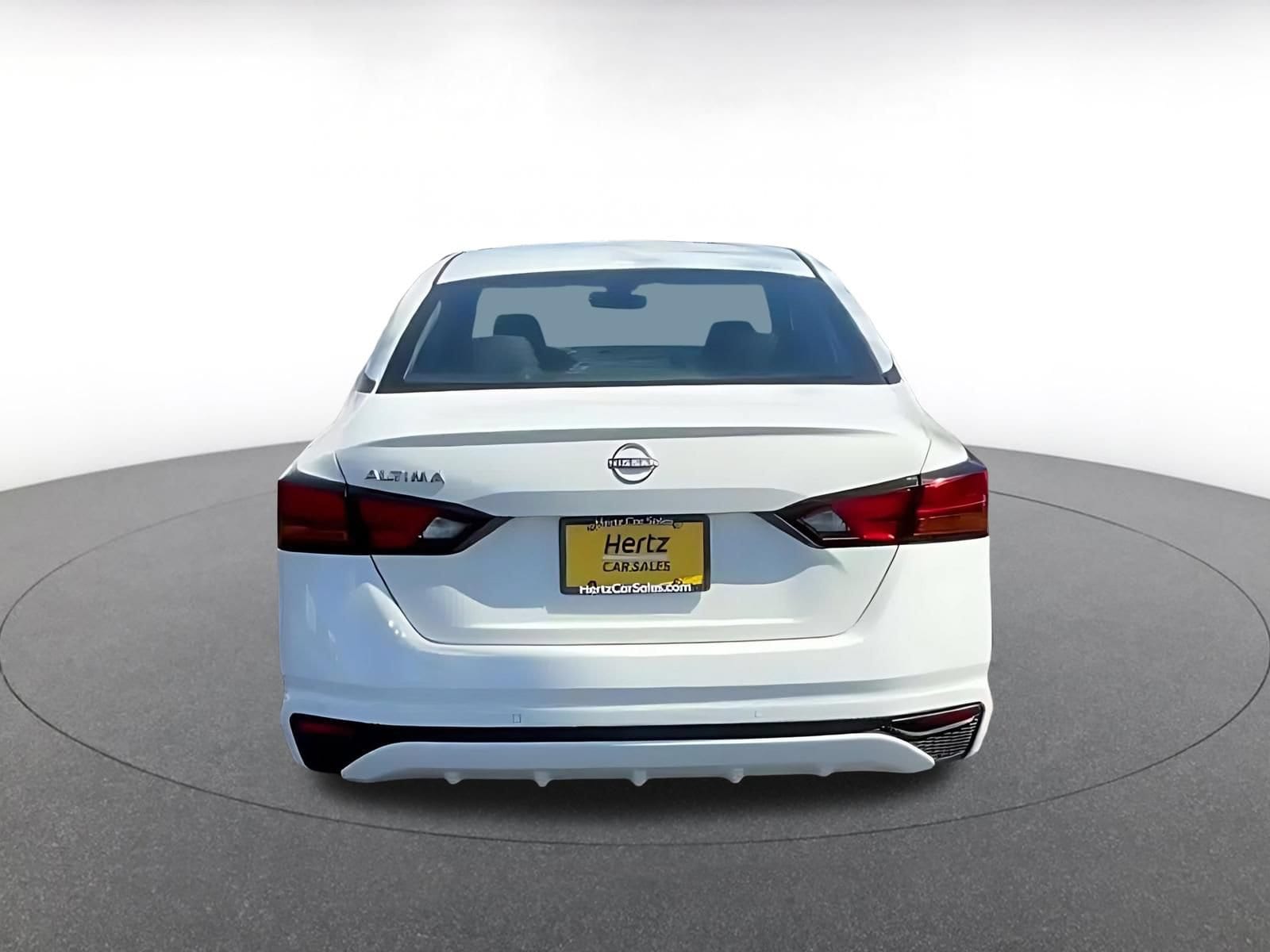 Thumbnail: 2025 Nissan Altima - 12