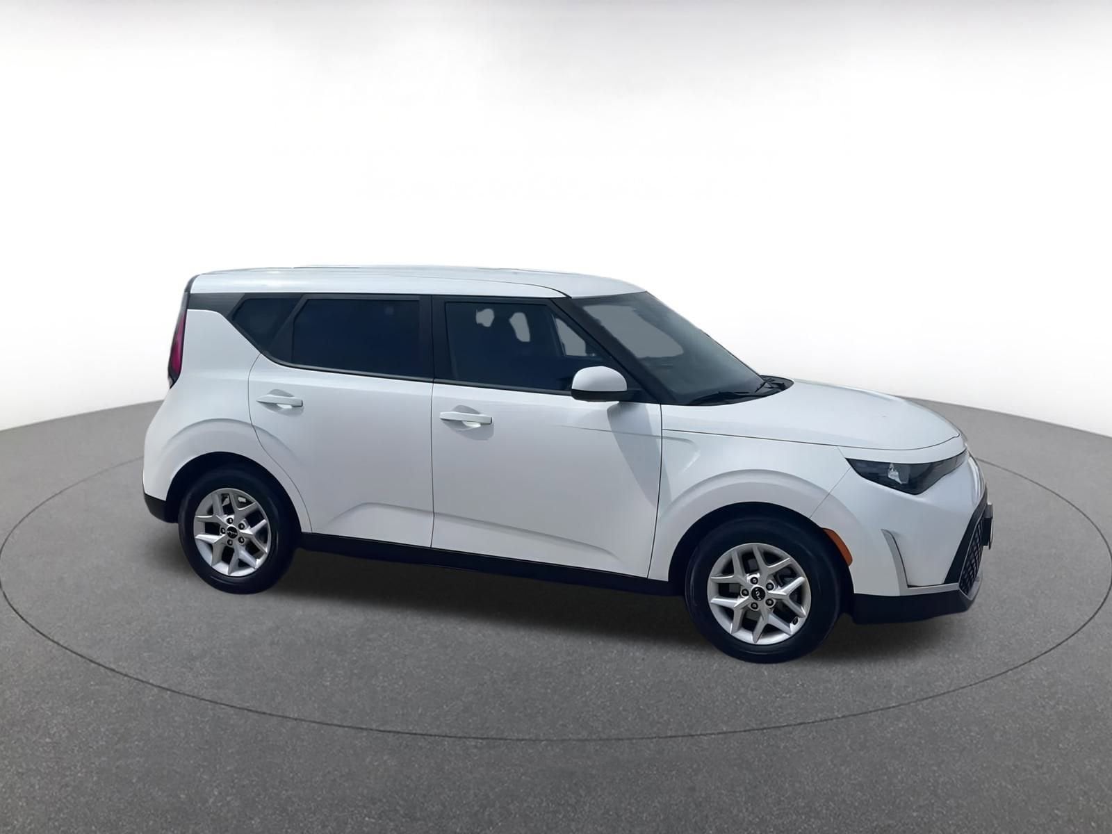 Thumbnail: 2024 Kia Soul - 2