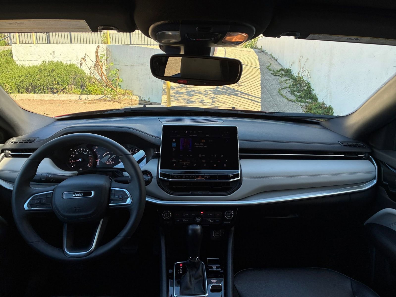 Thumbnail: 2025 Jeep Compass - 34