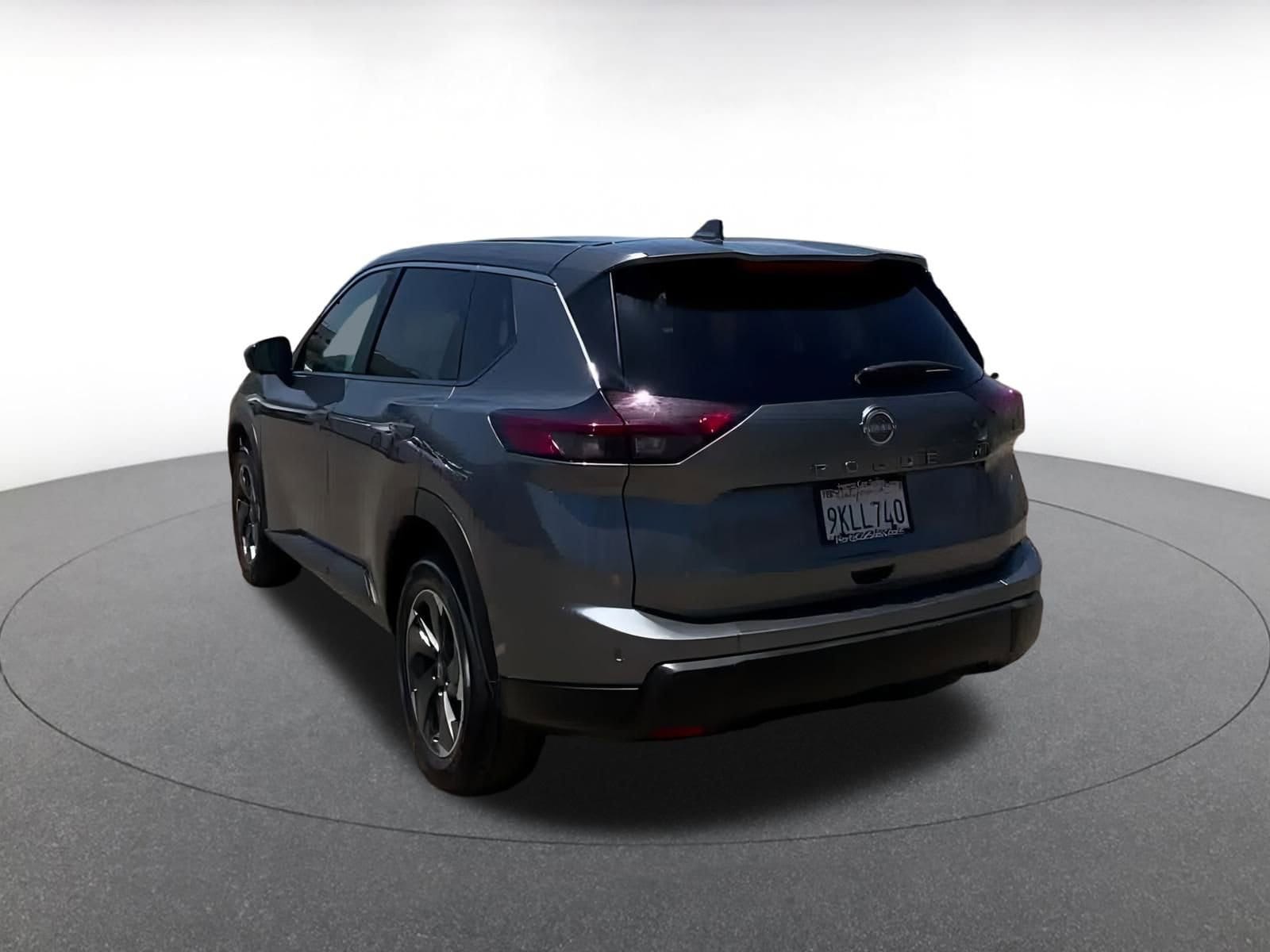 Thumbnail: 2024 Nissan Rogue - 11