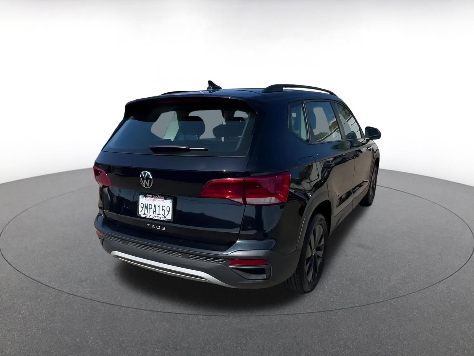 Thumbnail: 2024 Volkswagen Taos - 14