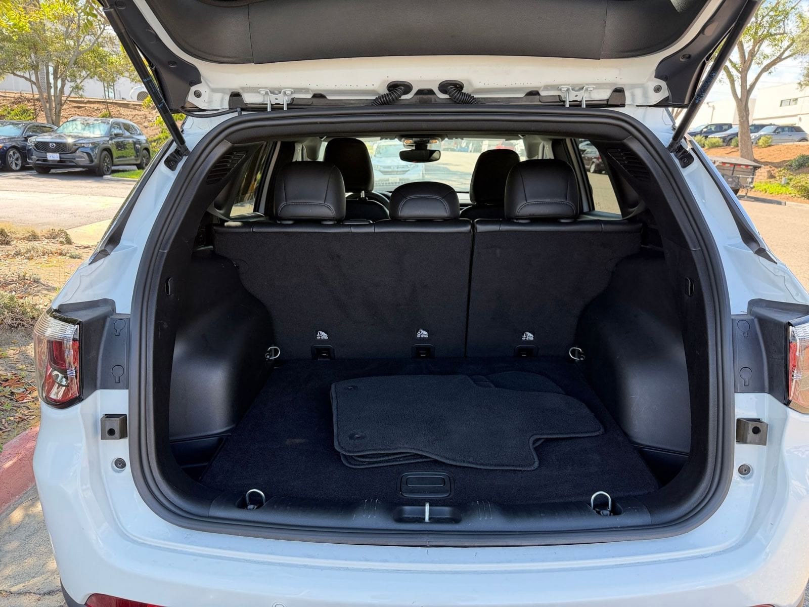 Thumbnail: 2025 Jeep Compass - 31