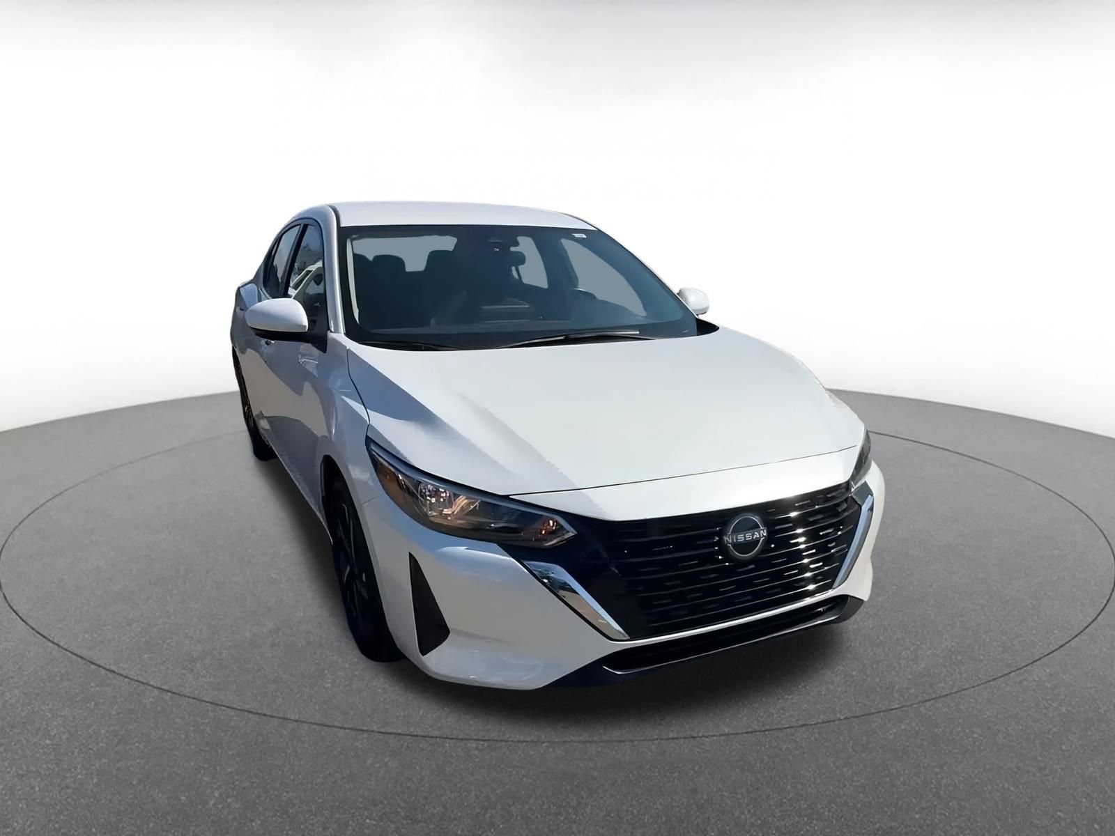 Thumbnail: 2024 Nissan Sentra - 3