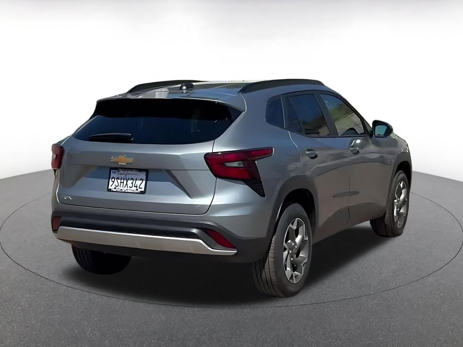 Thumbnail: 2025 Chevrolet Trax - 14