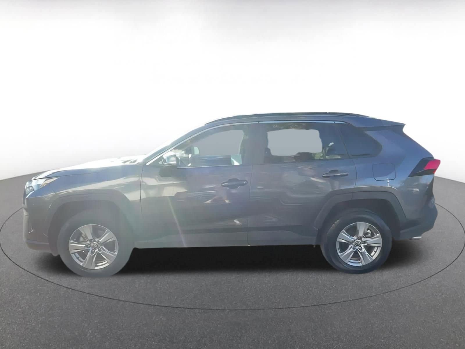 Thumbnail: 2025 Toyota RAV4 - 9