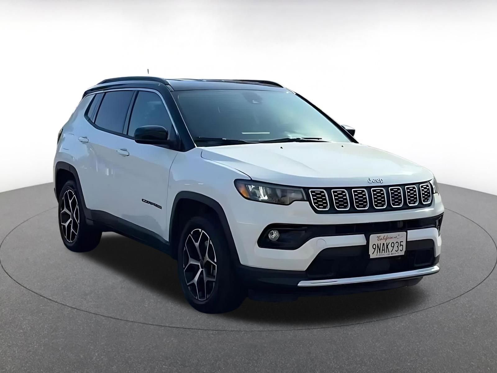 Thumbnail: 2025 Jeep Compass - 3