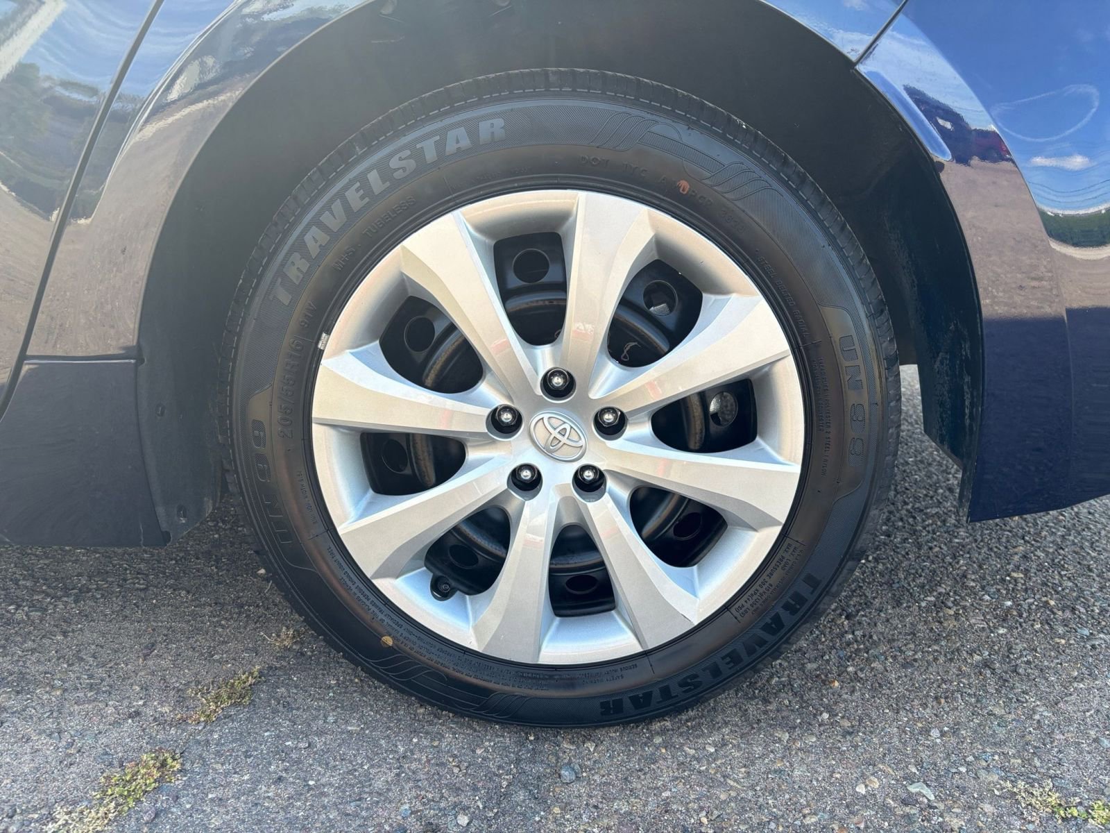 Thumbnail: 2025 Toyota Corolla - 28