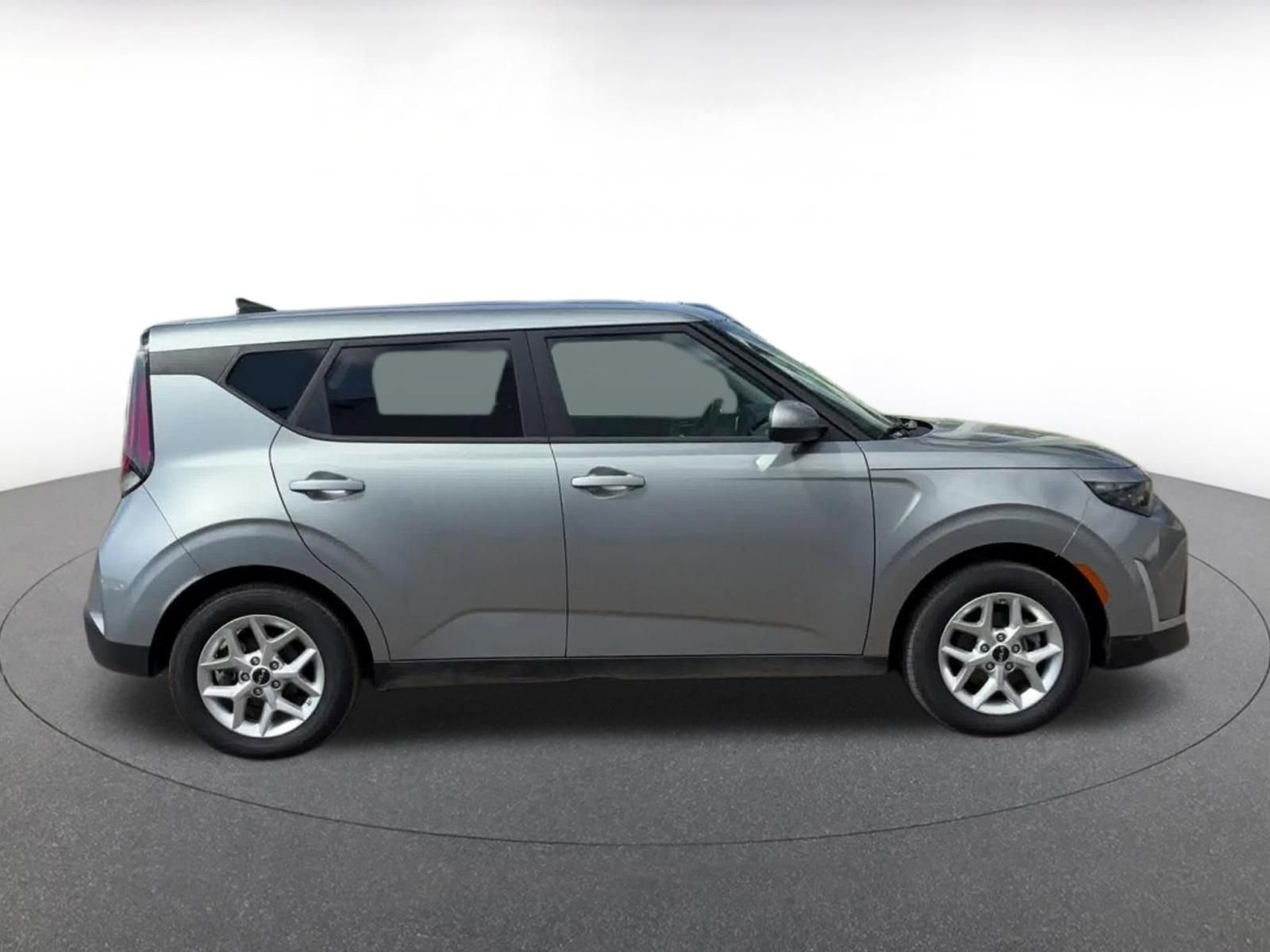 Thumbnail: 2025 Kia Soul - 16