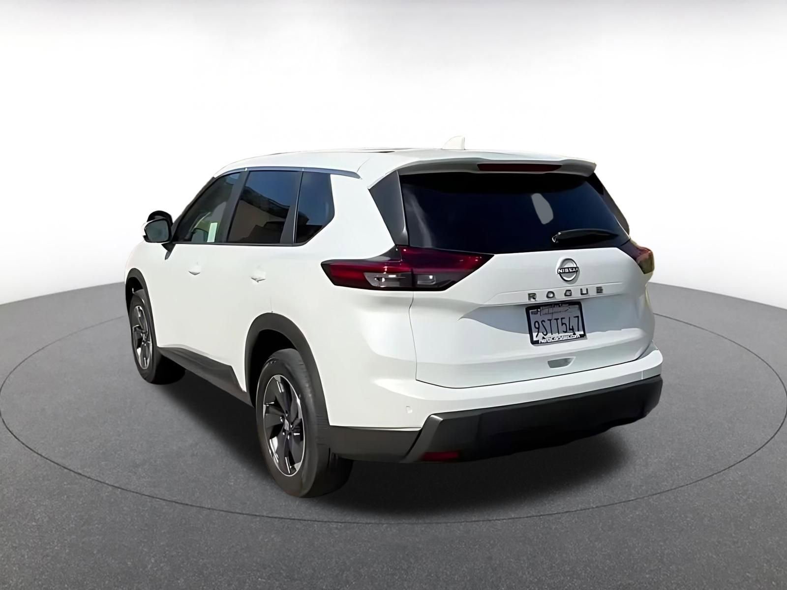 Thumbnail: 2025 Nissan Rogue - 11