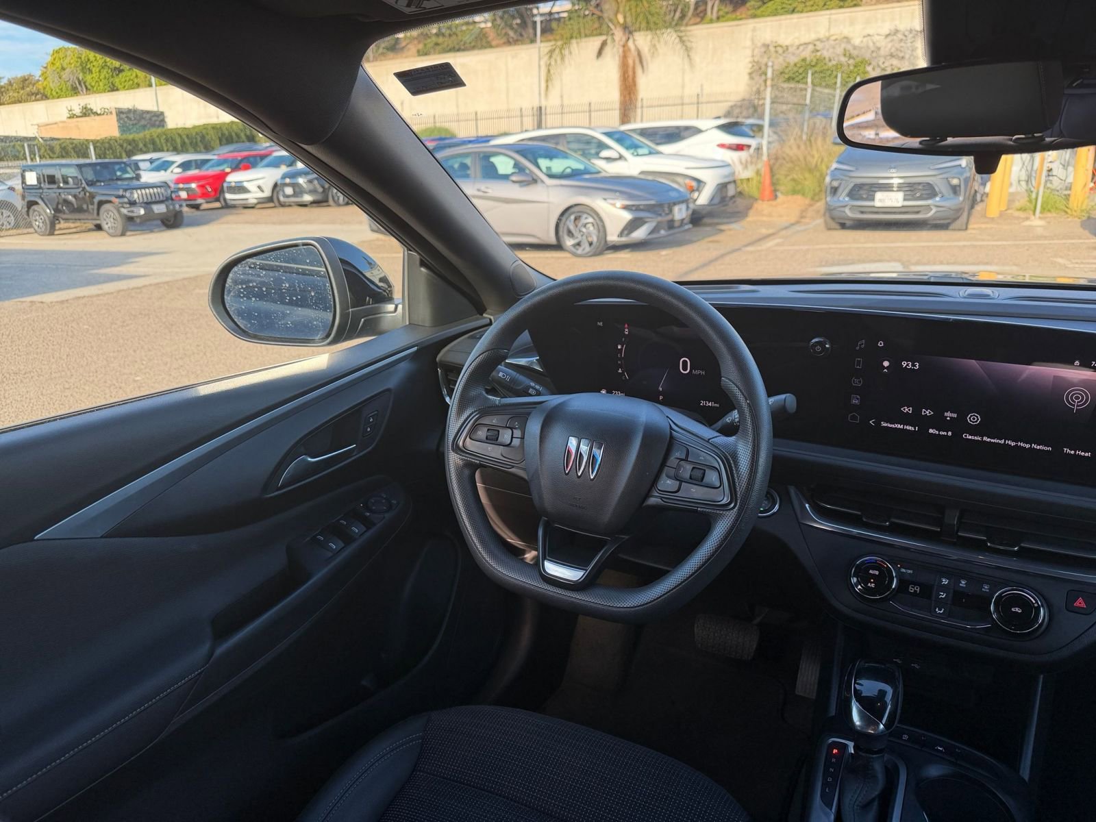 Thumbnail: 2025 Buick Envista - 32