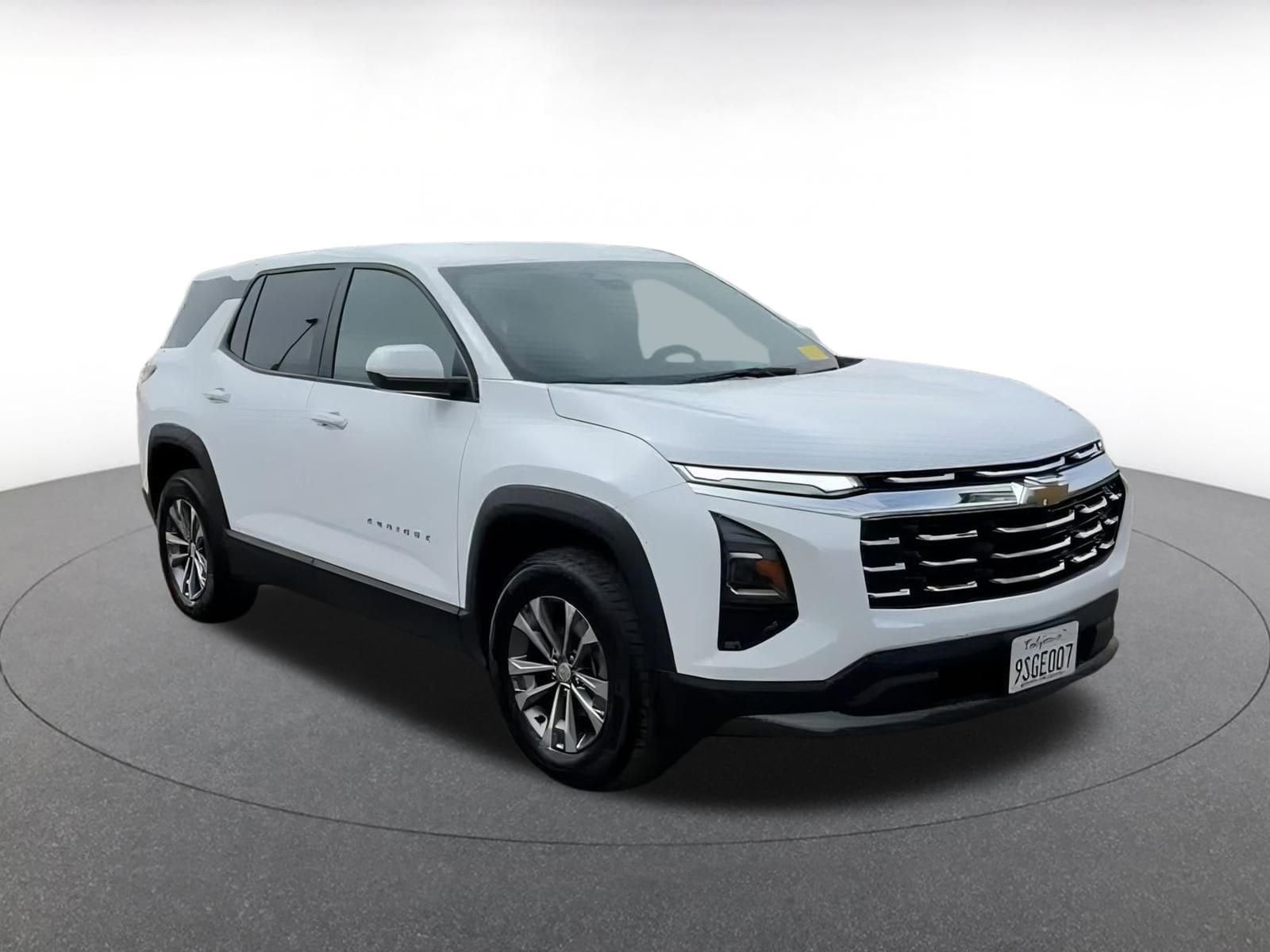 Thumbnail: 2025 Chevrolet Equinox - 3