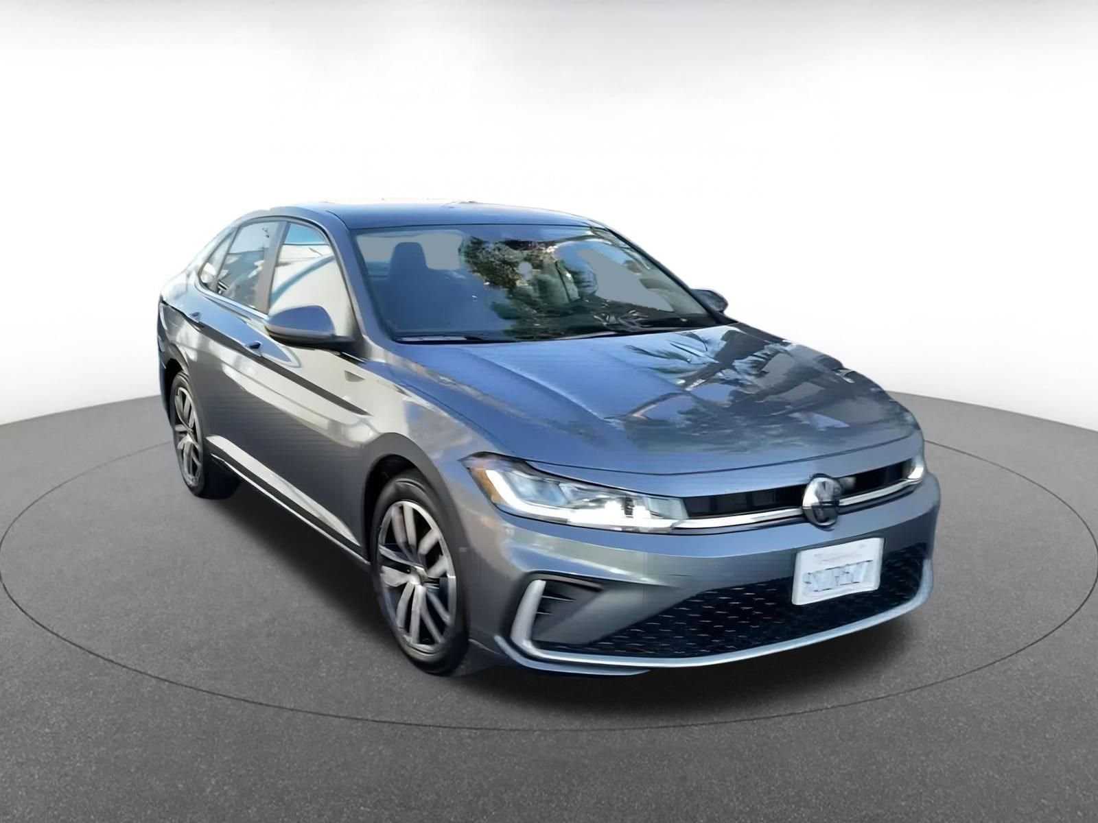 Thumbnail: 2025 Volkswagen Jetta - 3