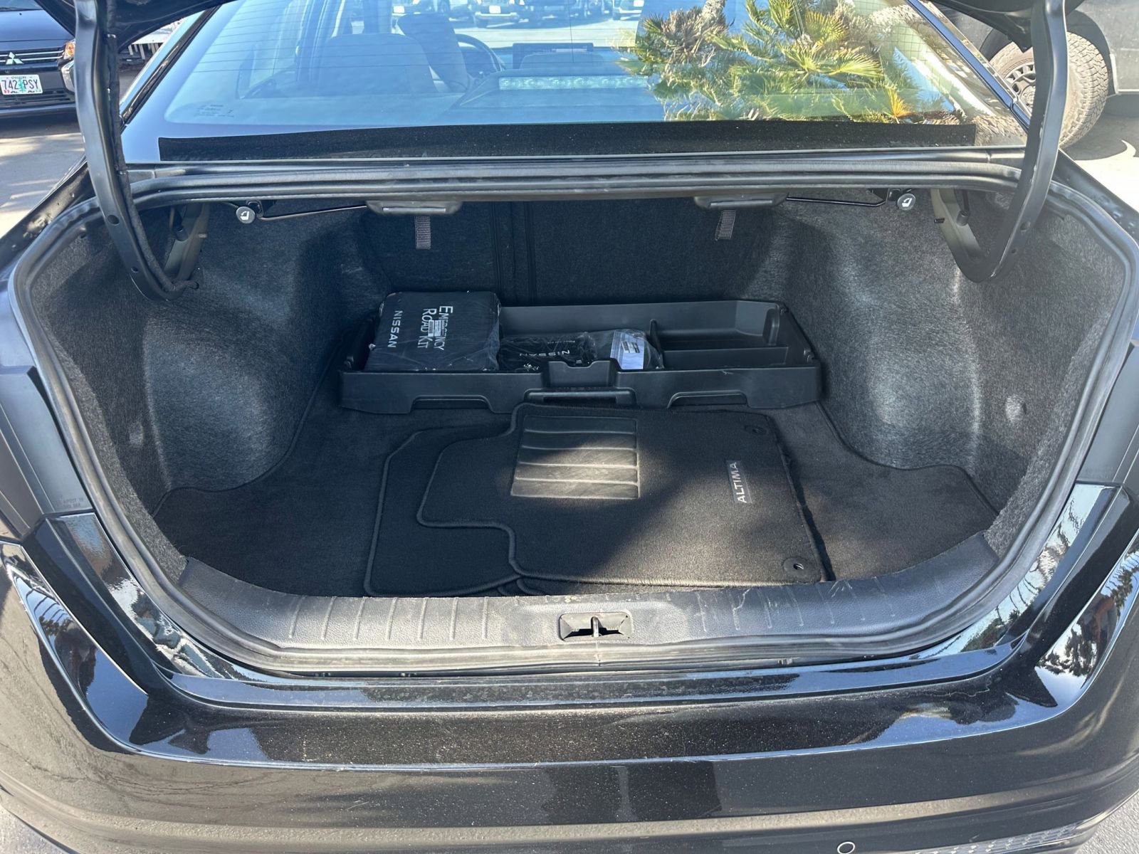 Thumbnail: 2024 Nissan Altima - 31