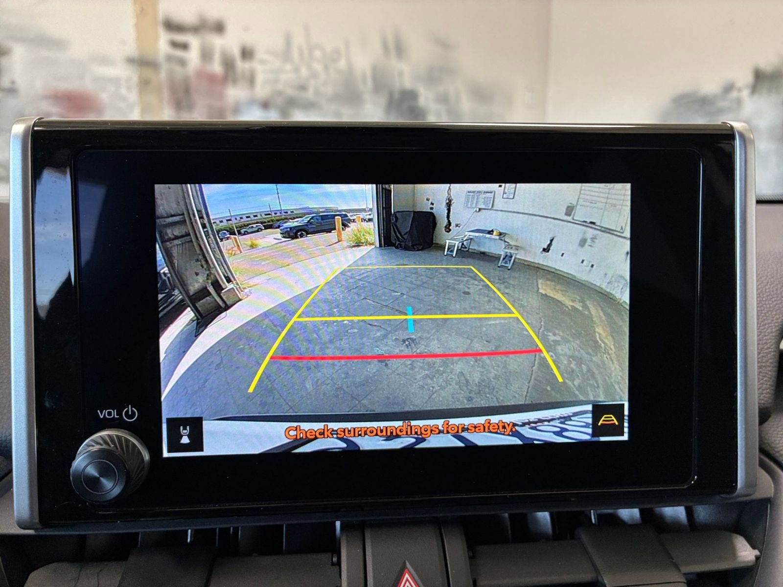 Thumbnail: 2025 Toyota RAV4 - 25