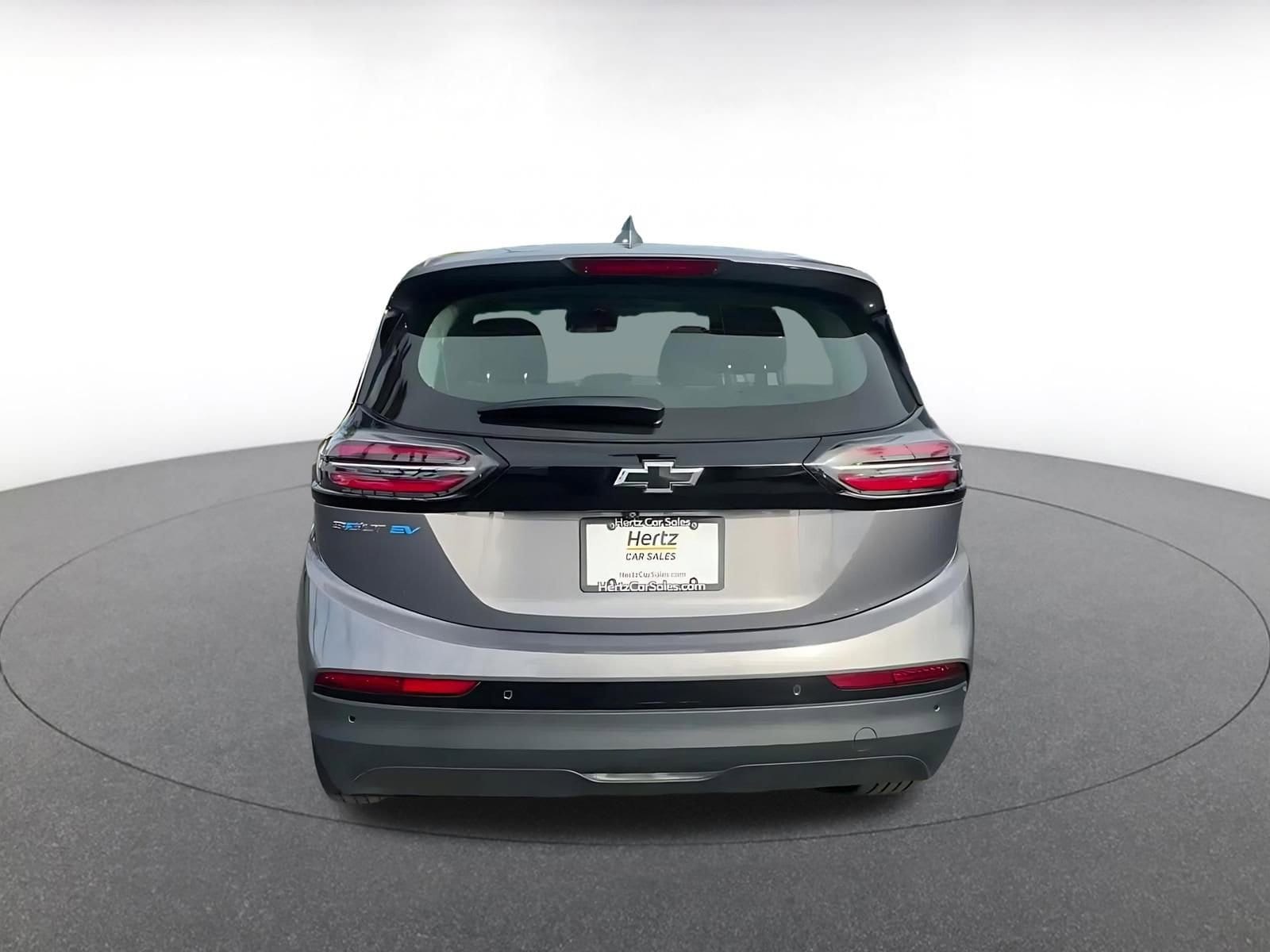 Thumbnail: 2023 Chevrolet Bolt EV - 12