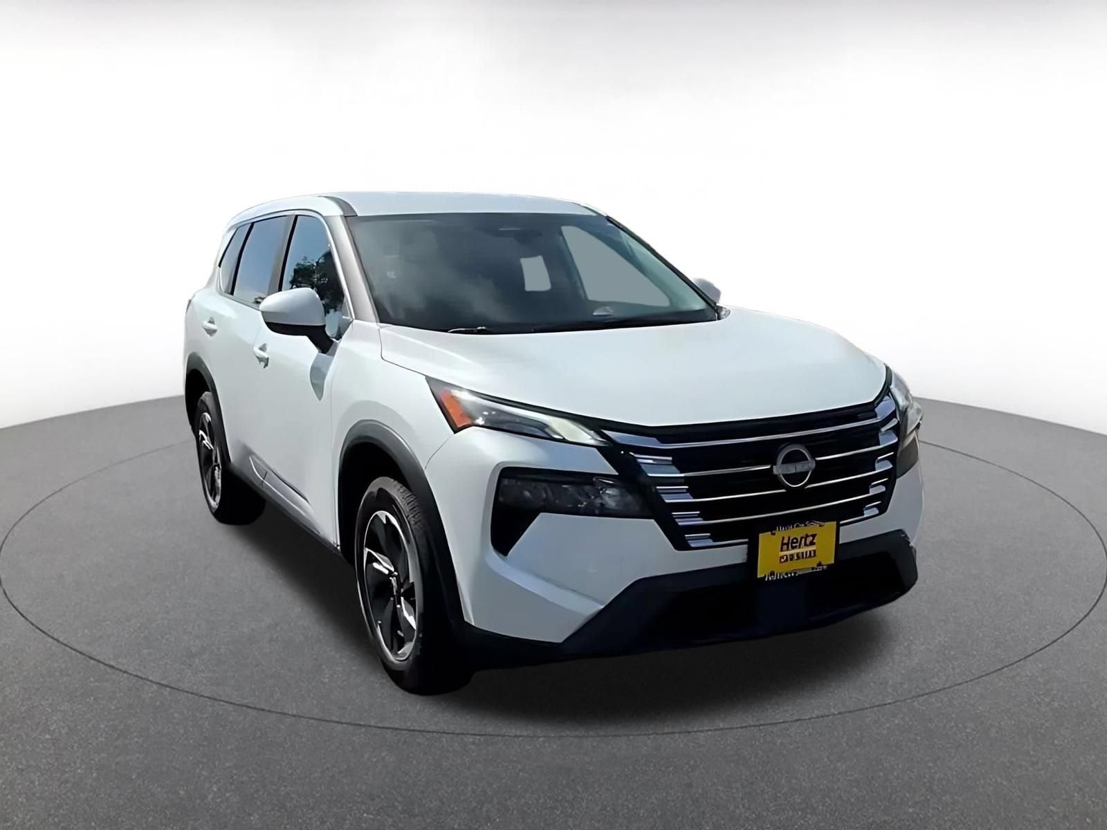 Thumbnail: 2025 Nissan Rogue - 3