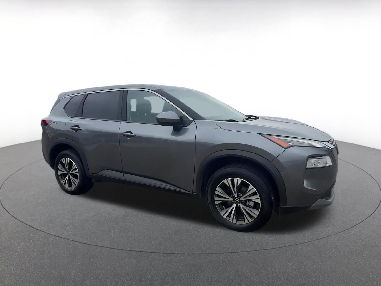 2023 Nissan Rogue SV 2