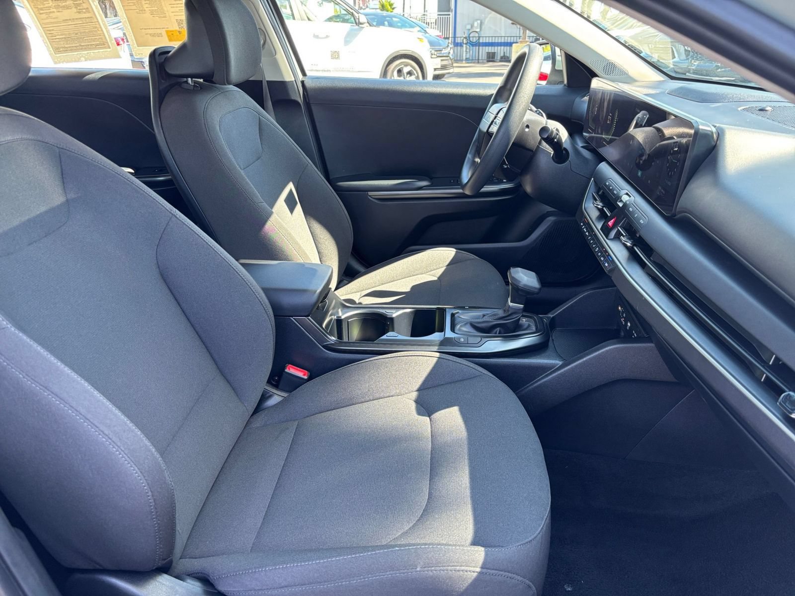 Thumbnail: 2026 Kia K4 - 35