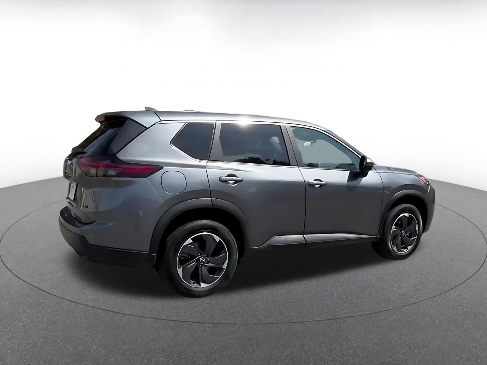 Thumbnail: 2025 Nissan Rogue - 15