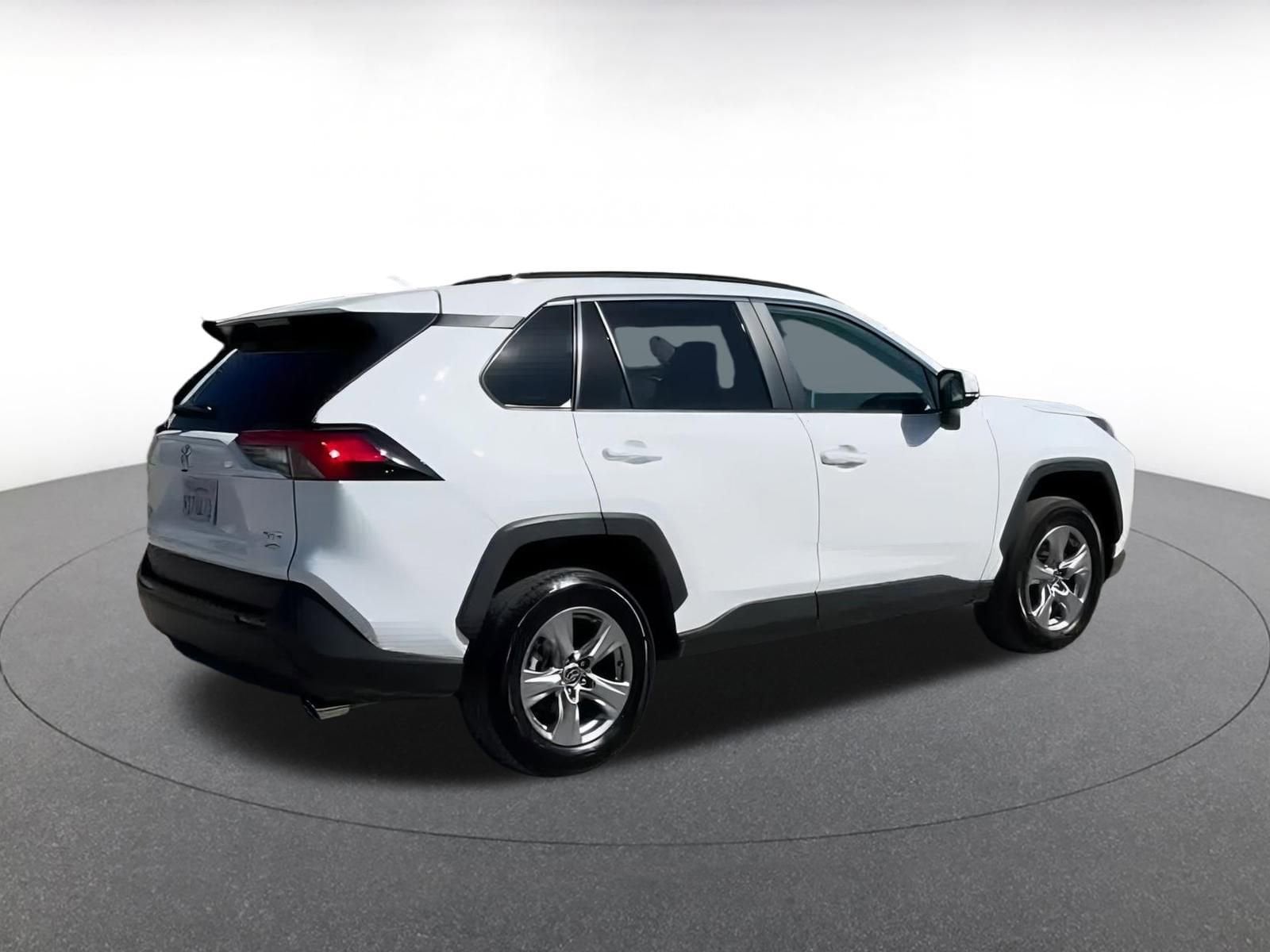 Thumbnail: 2025 Toyota RAV4 - 14