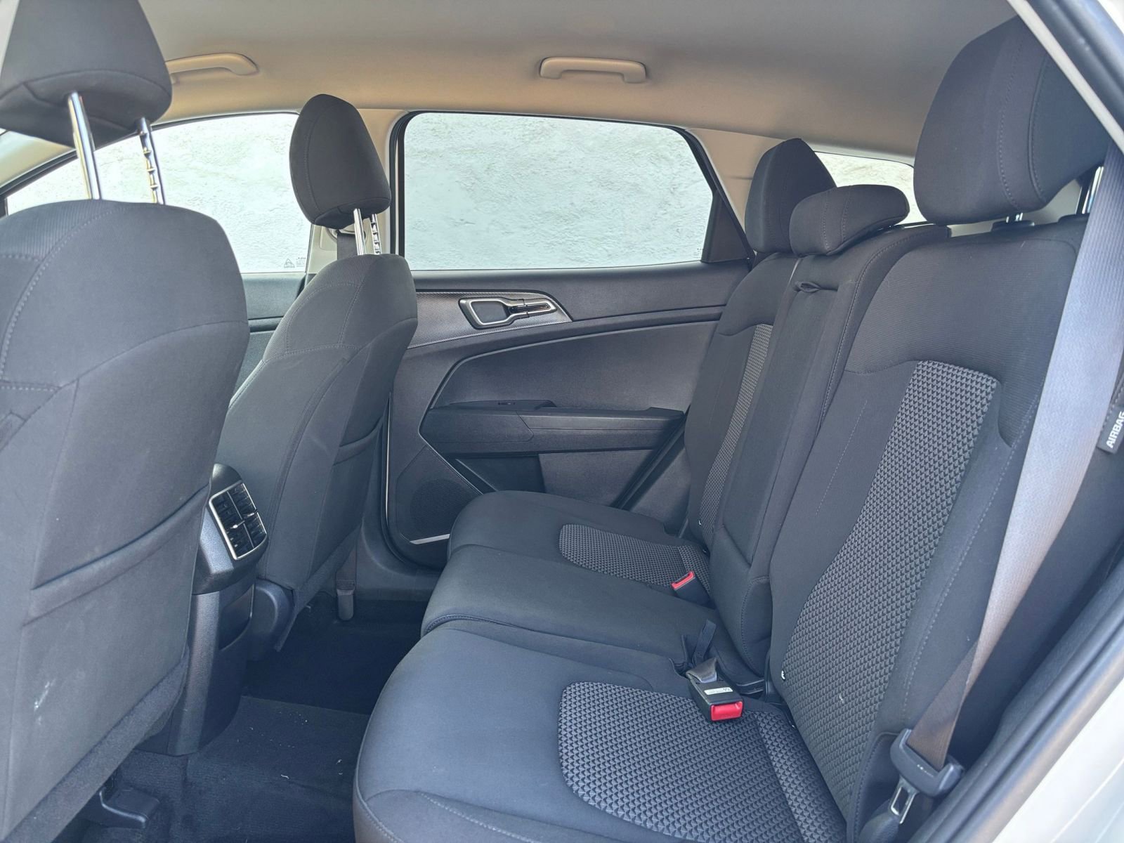 Thumbnail: 2025 Kia Sportage - 24