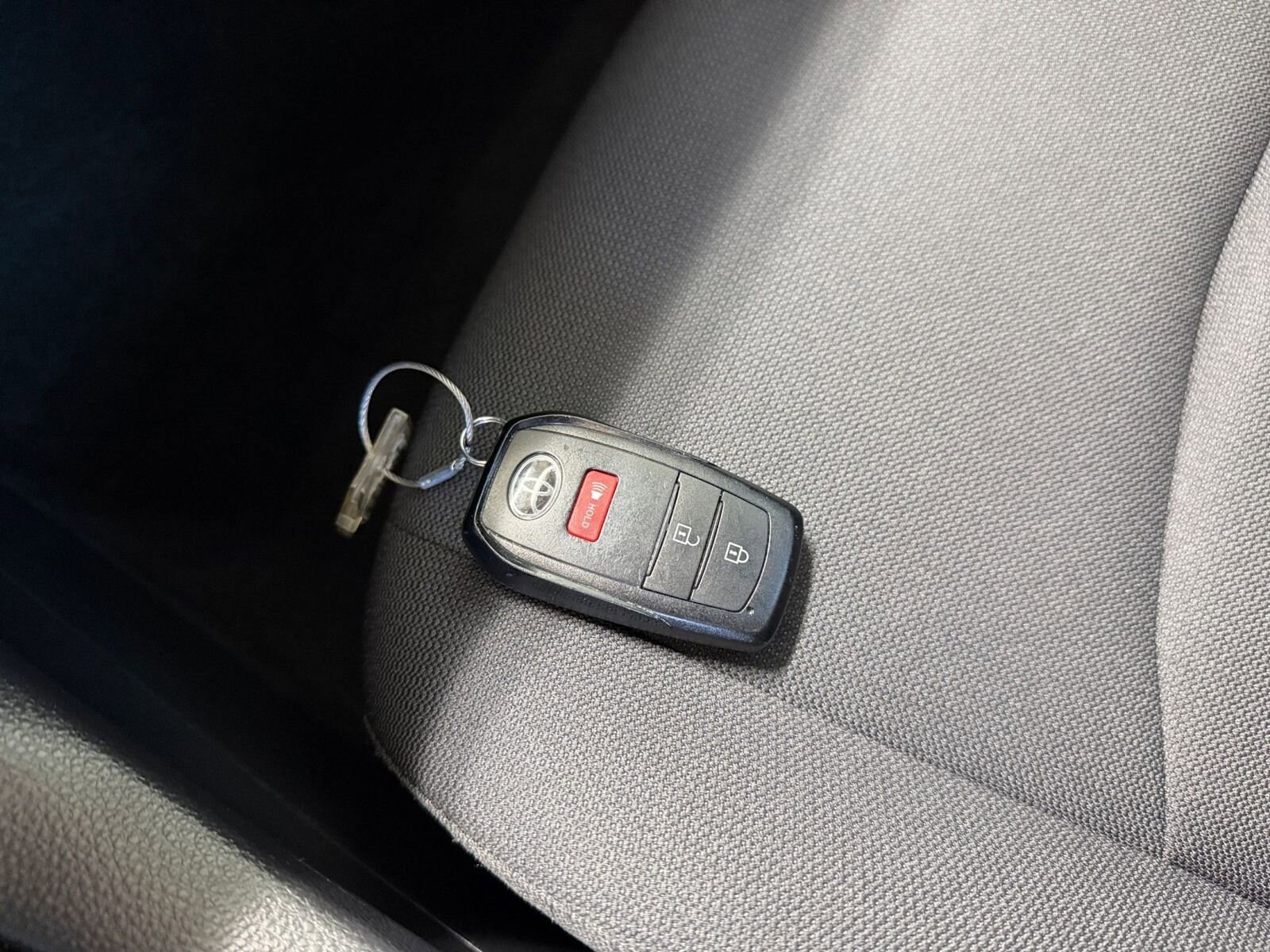 Thumbnail: 2025 Toyota Corolla Cross - 22