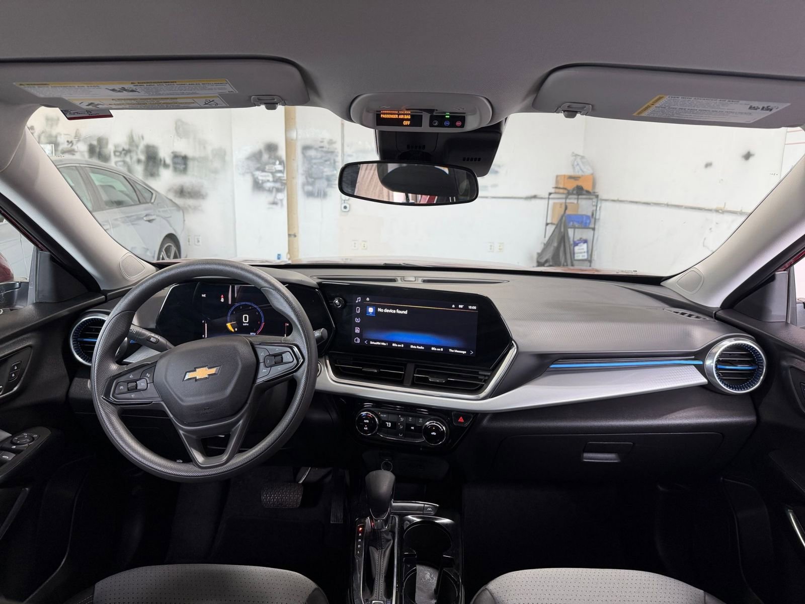 Thumbnail: 2025 Chevrolet Trax - 31