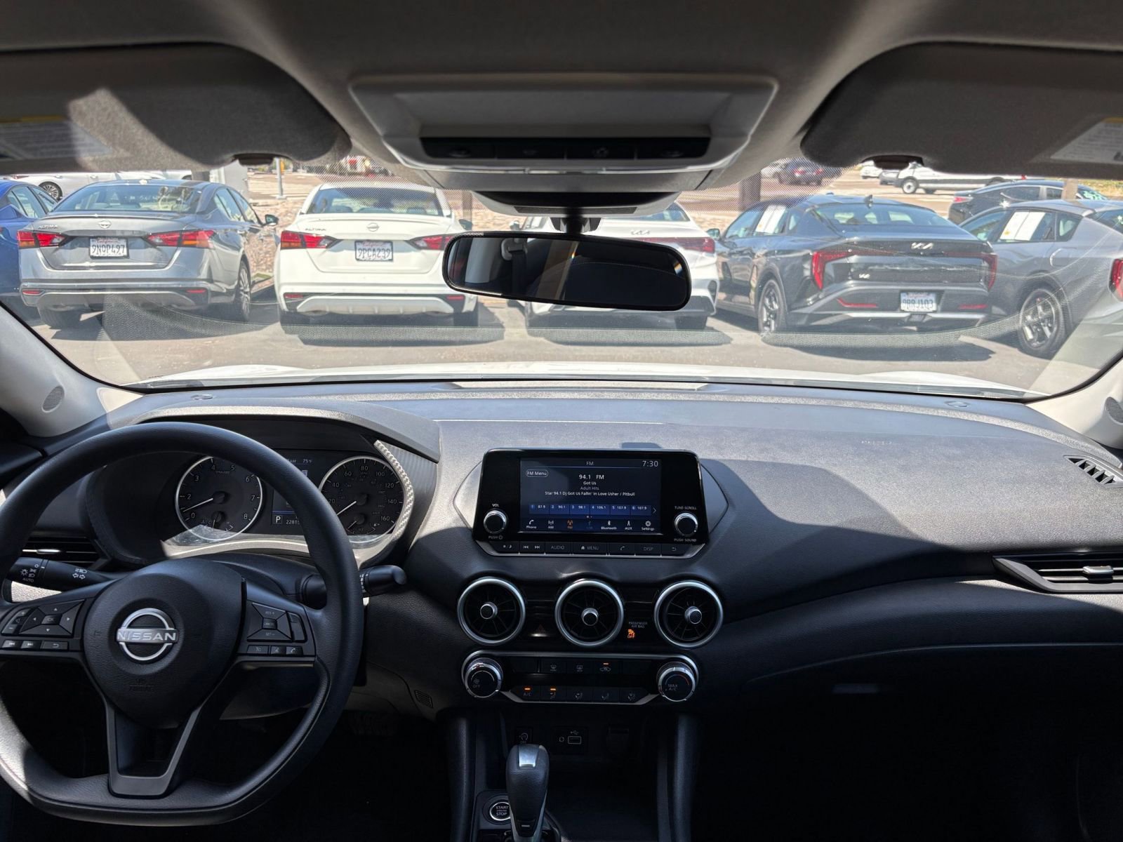 Thumbnail: 2025 Nissan Sentra - 31