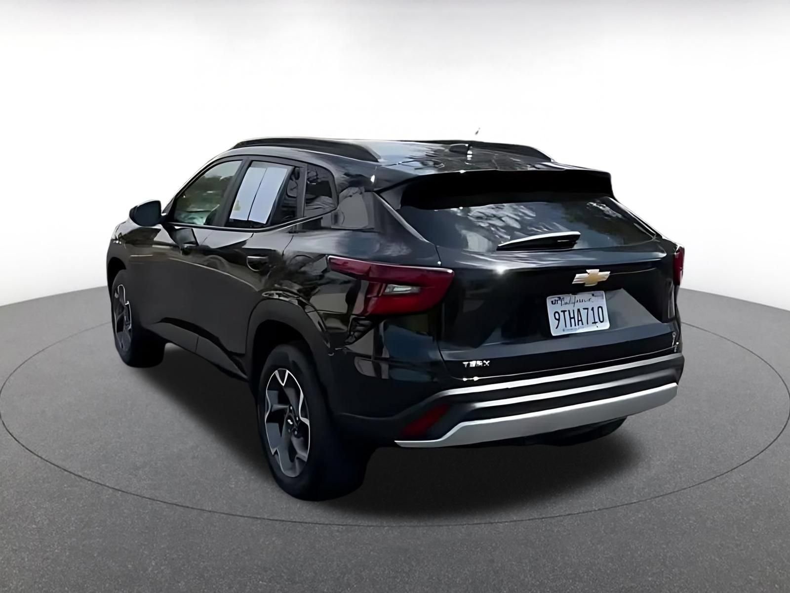 Thumbnail: 2025 Chevrolet Trax - 9