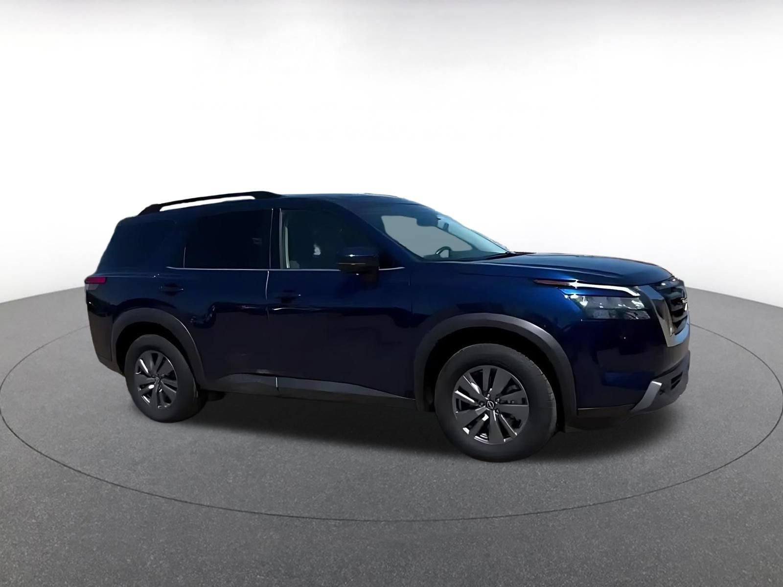 Thumbnail: 2025 Nissan Pathfinder - 2