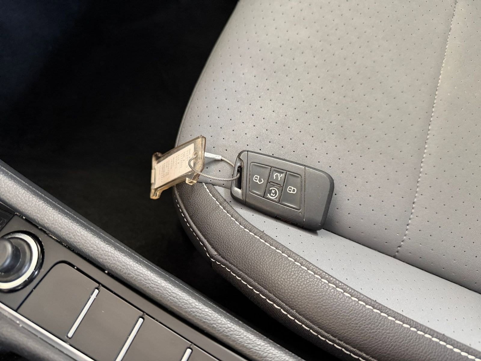 Thumbnail: 2025 Volkswagen Jetta - 22