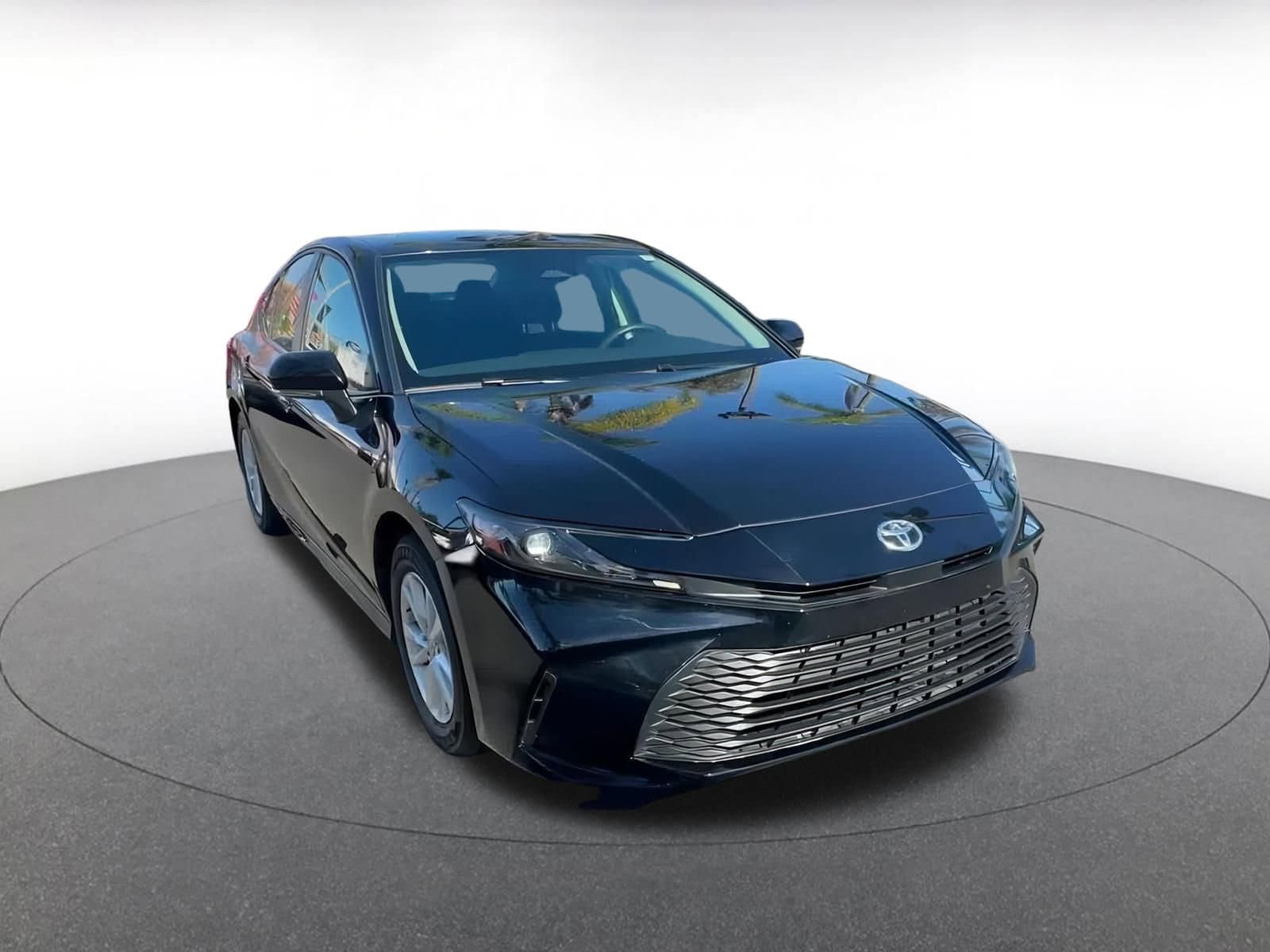 Thumbnail: 2025 Toyota Camry - 3