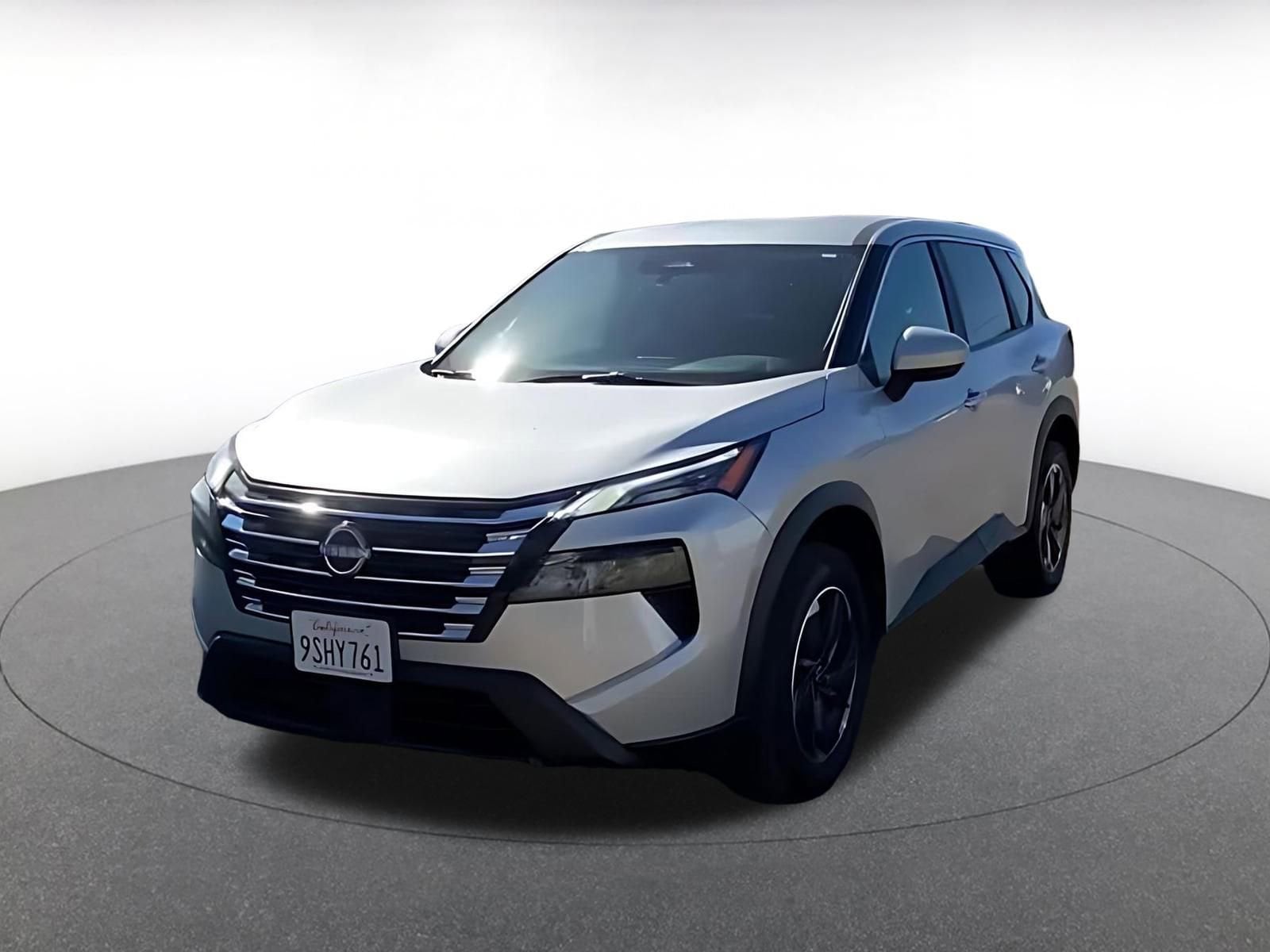 Thumbnail: 2025 Nissan Rogue - 4