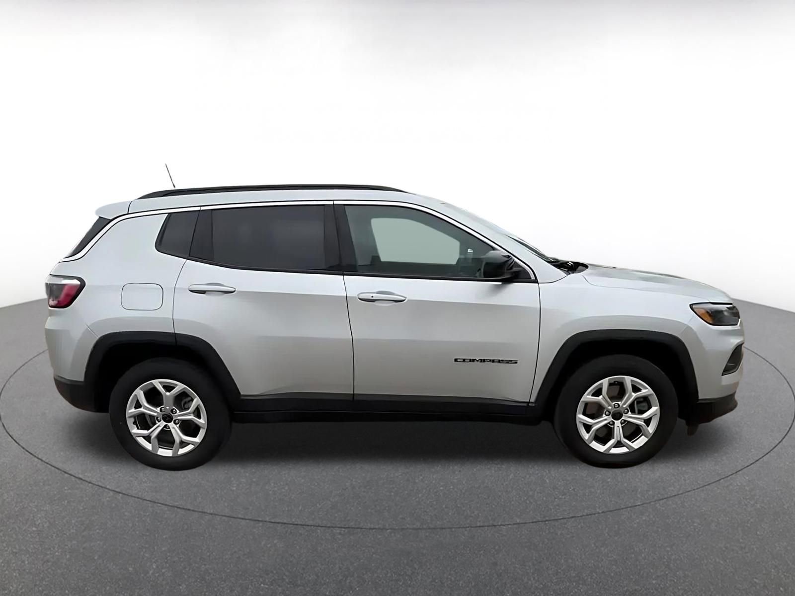 Thumbnail: 2025 Jeep Compass - 16